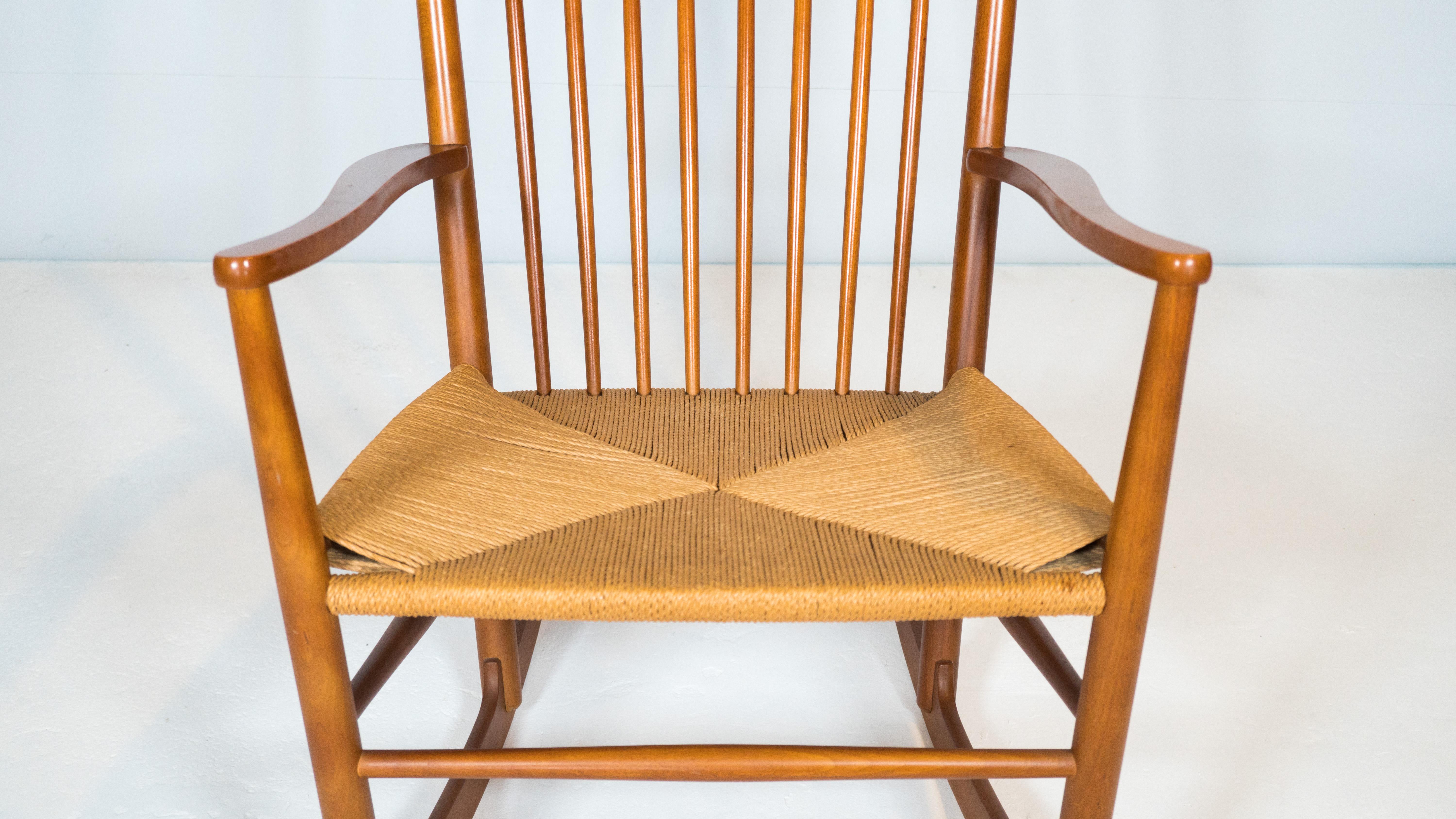 1960s Vintage Hans Wegner Model J16 Rocking Chair In Good Condition For Sale In Boston, MA
