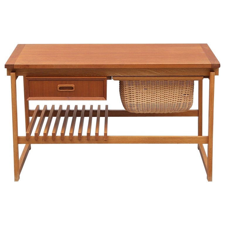 1960er Jahre Vintage Ikea Couchtisch / Nähtisch aus Teakholz + Eiche im Angebot bei 1stDibs Deutschland