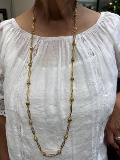 1960s Vintage Italian 39 Inch 18k Yellow Gold Necklace