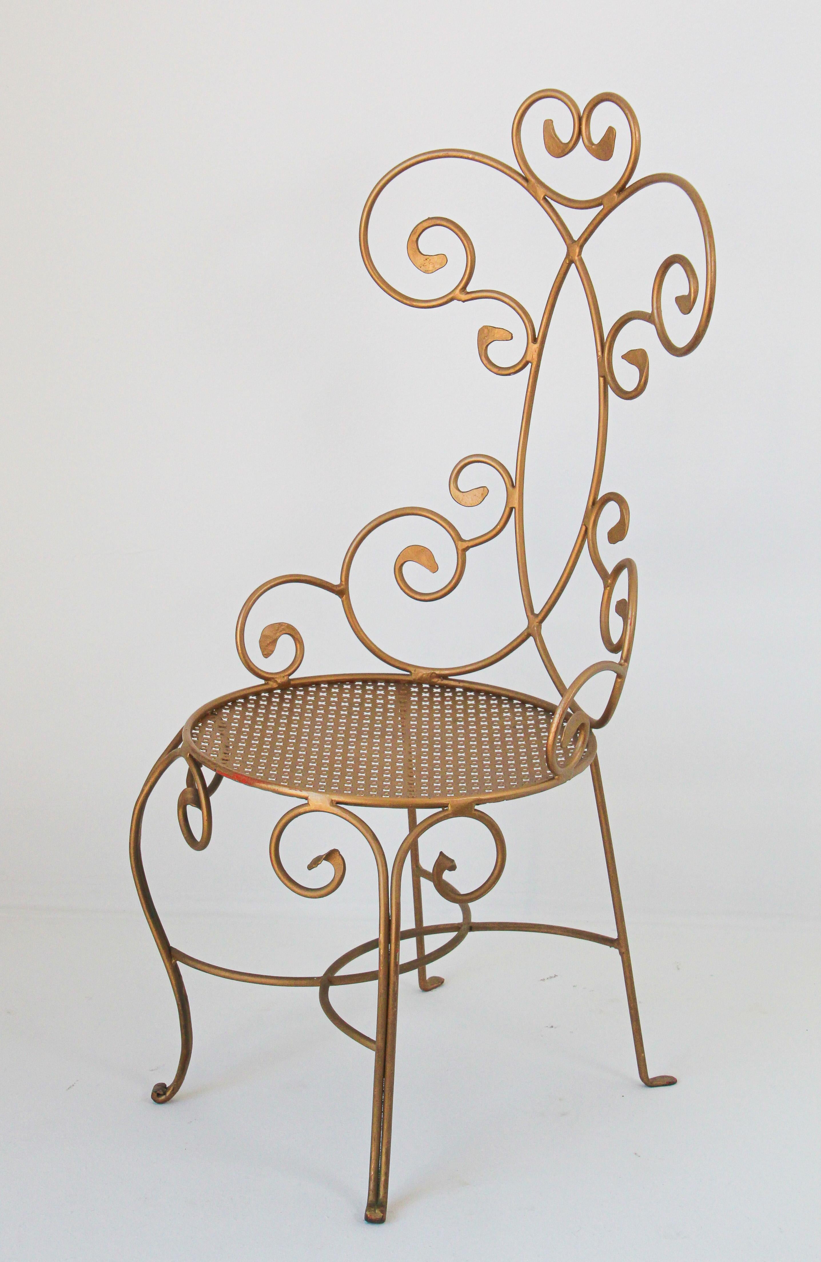 Hollywood Regency Vintage Italian Gilt Iron Sculptural Chair For Sale 5