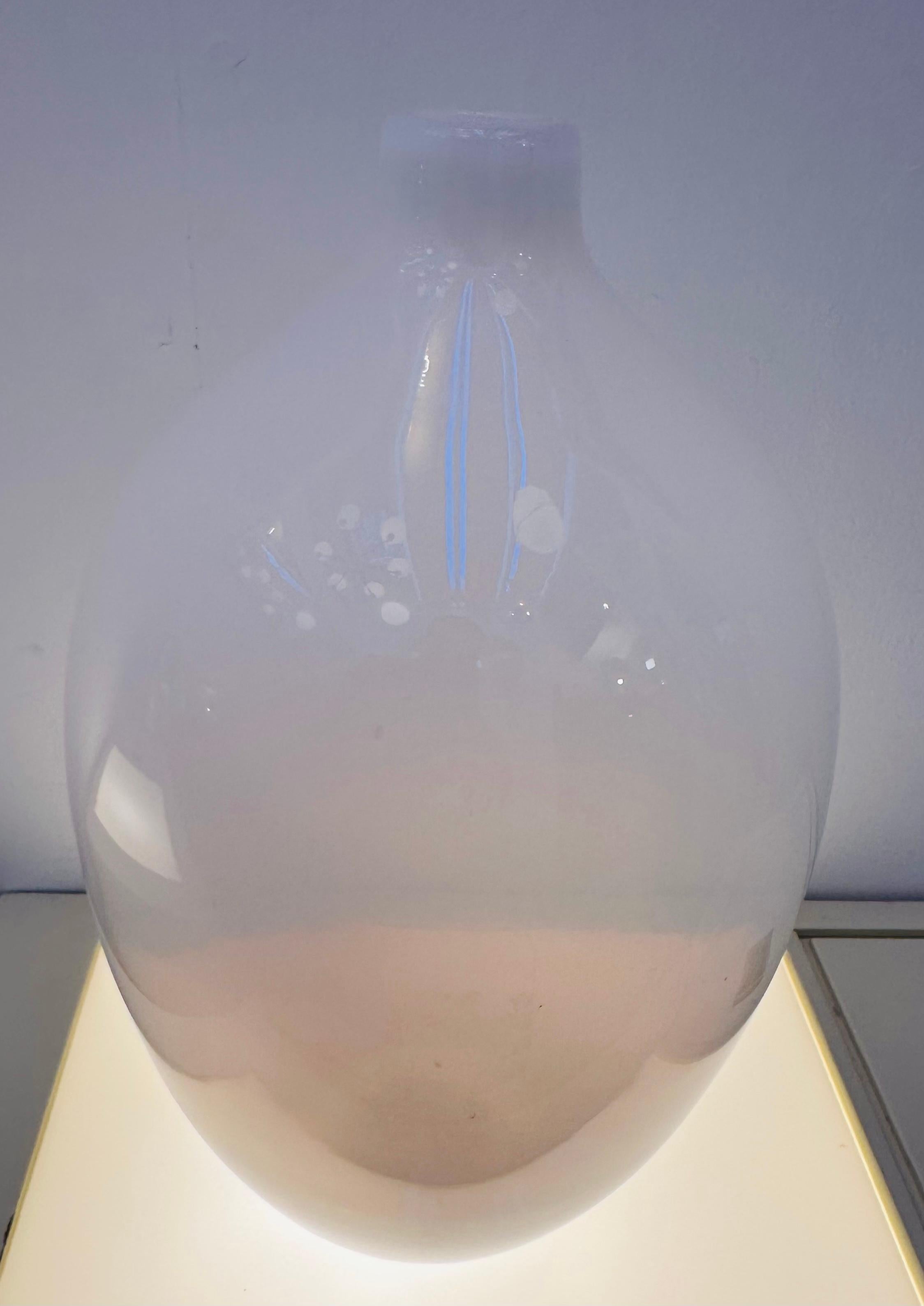 1960s Vintage Italian Milky-White Opalescent Handblown Glass Oviod Form Vase In Good Condition For Sale In London, GB