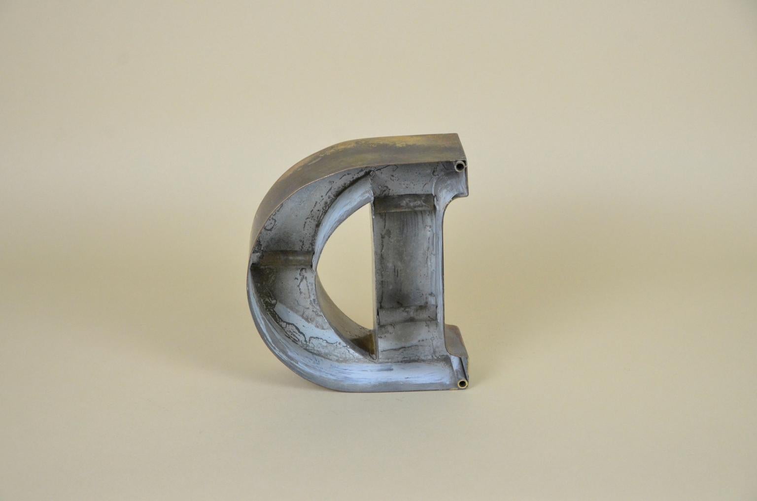 1960s Vintage Italian Uppercase Letter D in Brass (Messing)