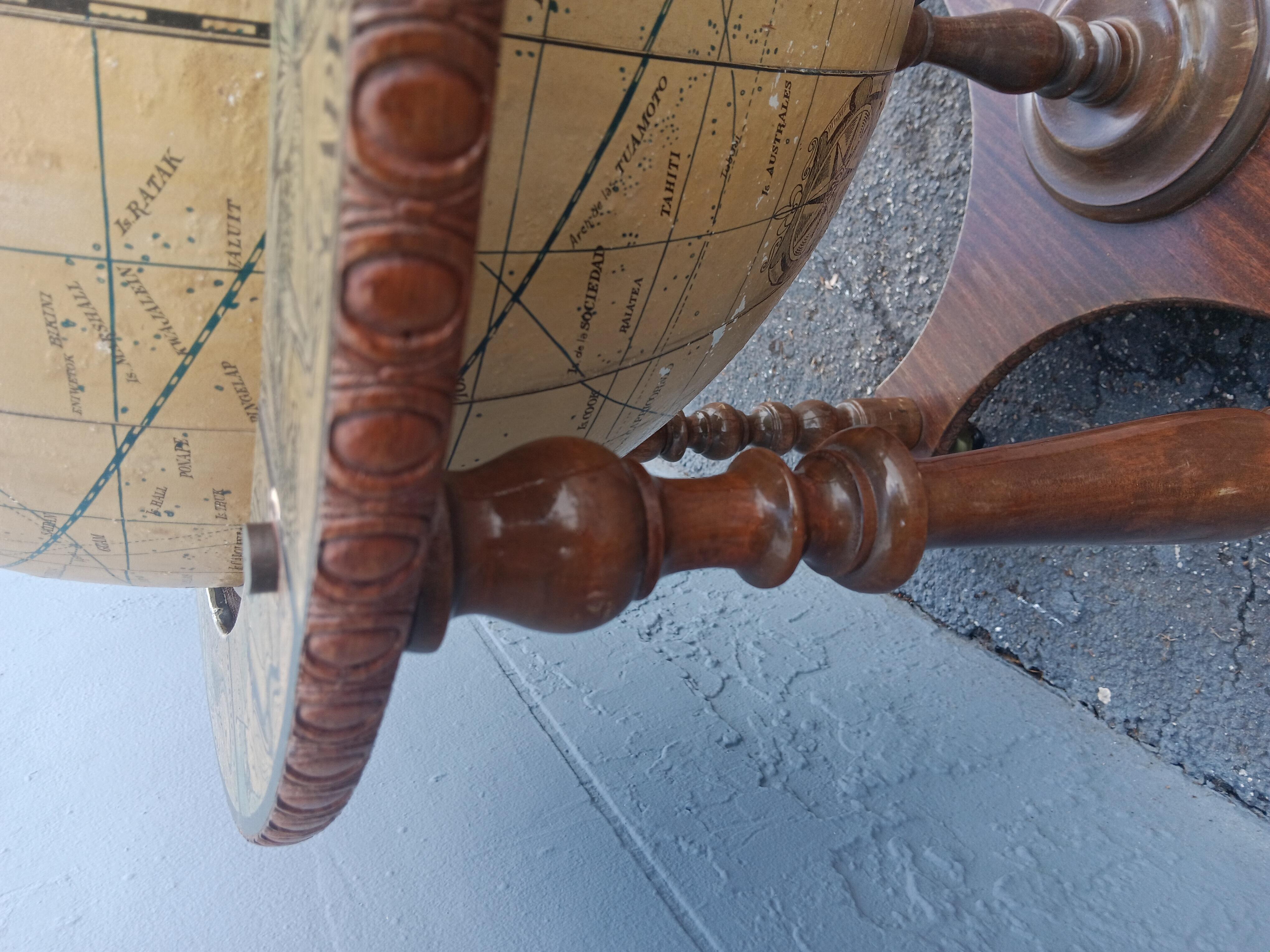 1960's Vintage Italian World Globe Dry Bar For Sale 4