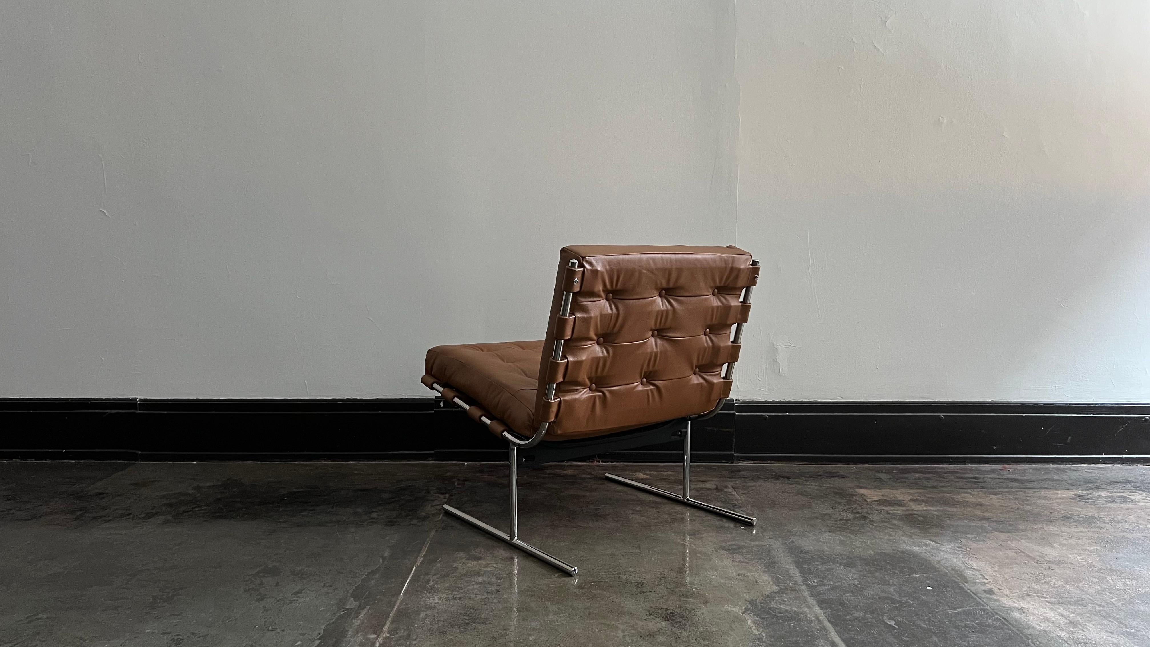 1960s Vintage Jorge Zalszupin T Invertido Oxford Lounge Chair In Good Condition For Sale In Saint Paul, MN