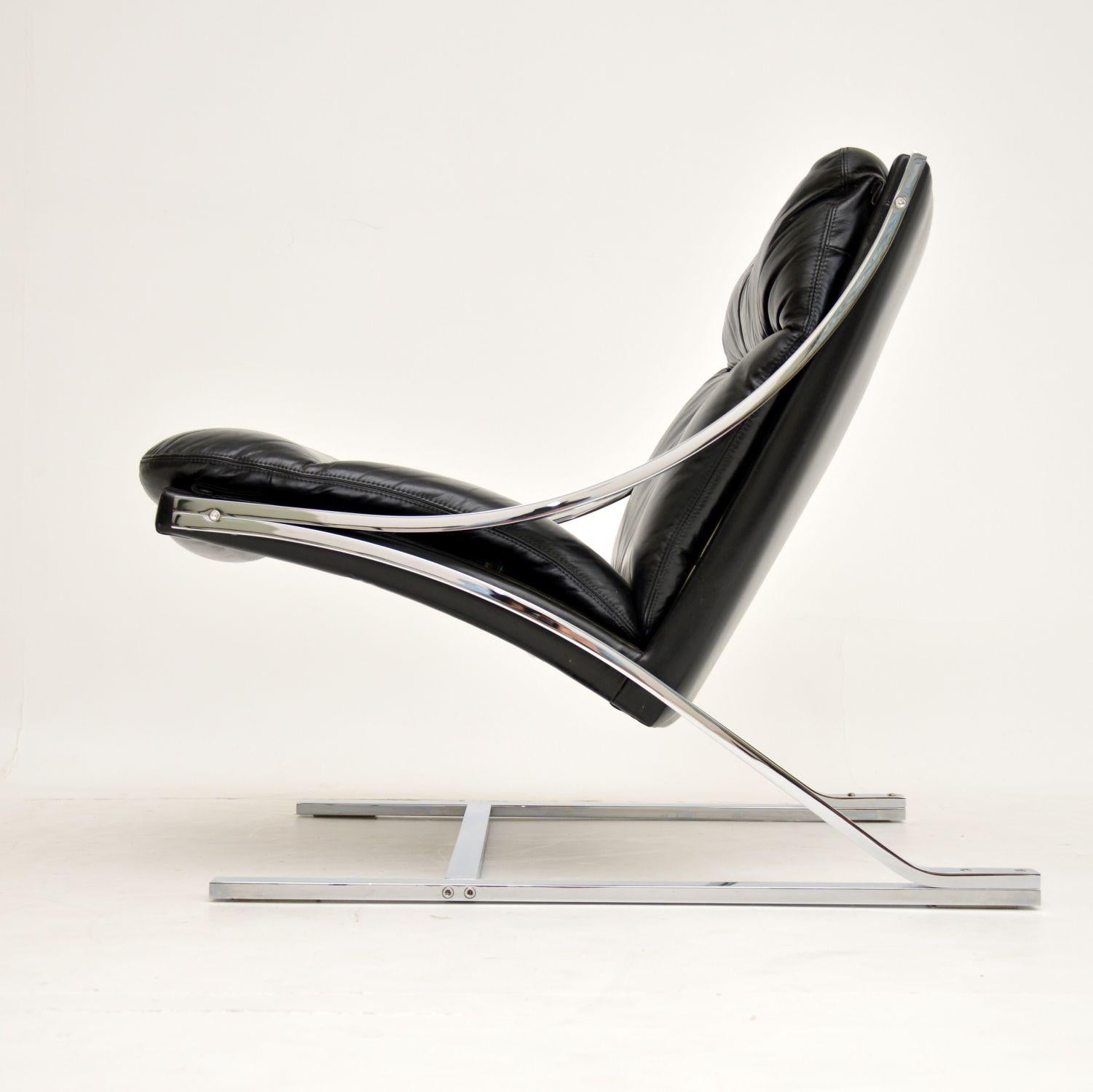 A beautiful and rare vintage lounge chair from the 1960s. This was designed by Paul Tuttle, it’s called the Zeta chair, and was made by Strassle in Switzerland. The quality is amazing, the thick chrome frame is beautifully made and is very heavy. We