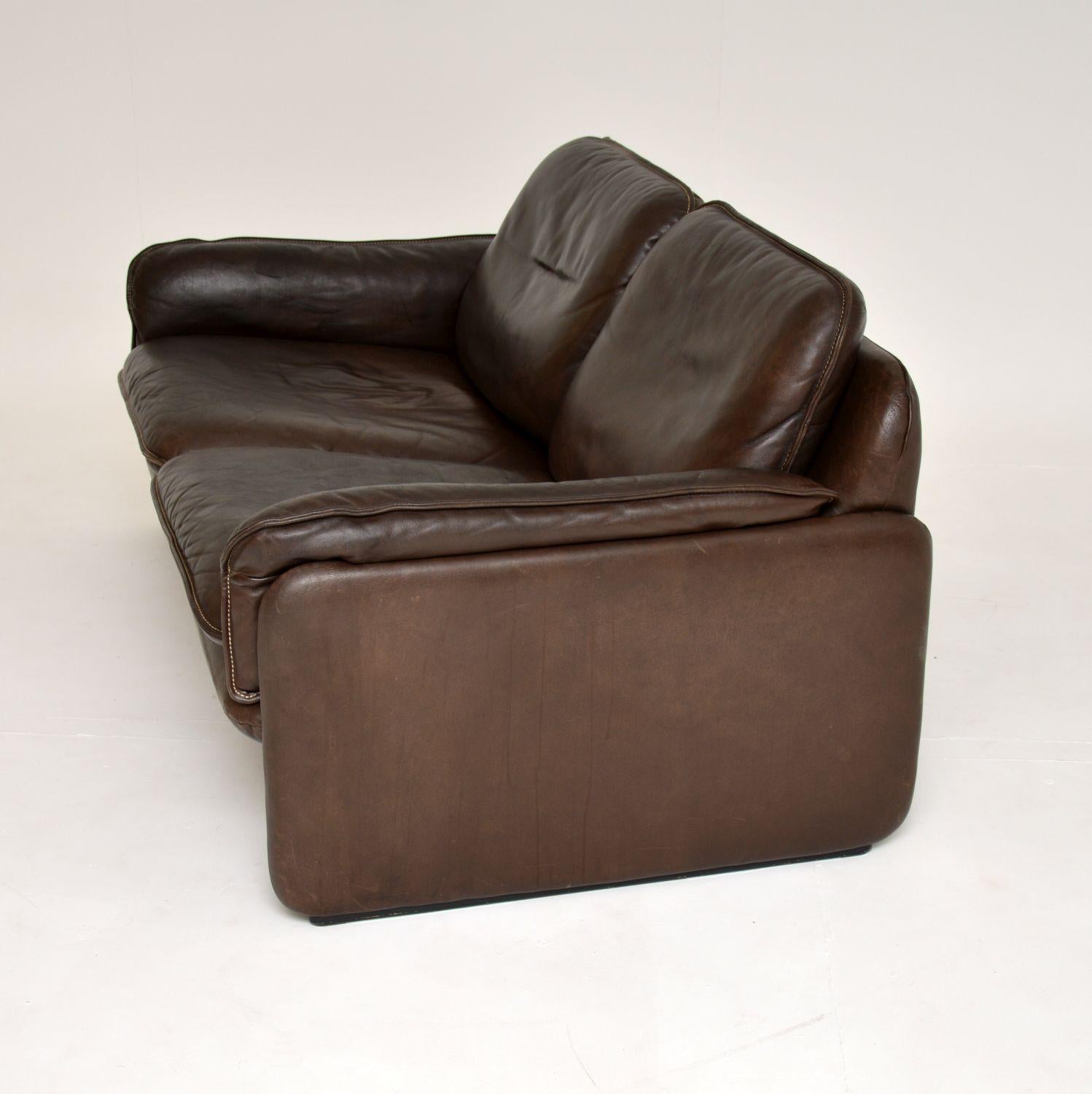 Mid-Century Modern 1960's, Vintage Leather De Sede Ds 61 Sofa
