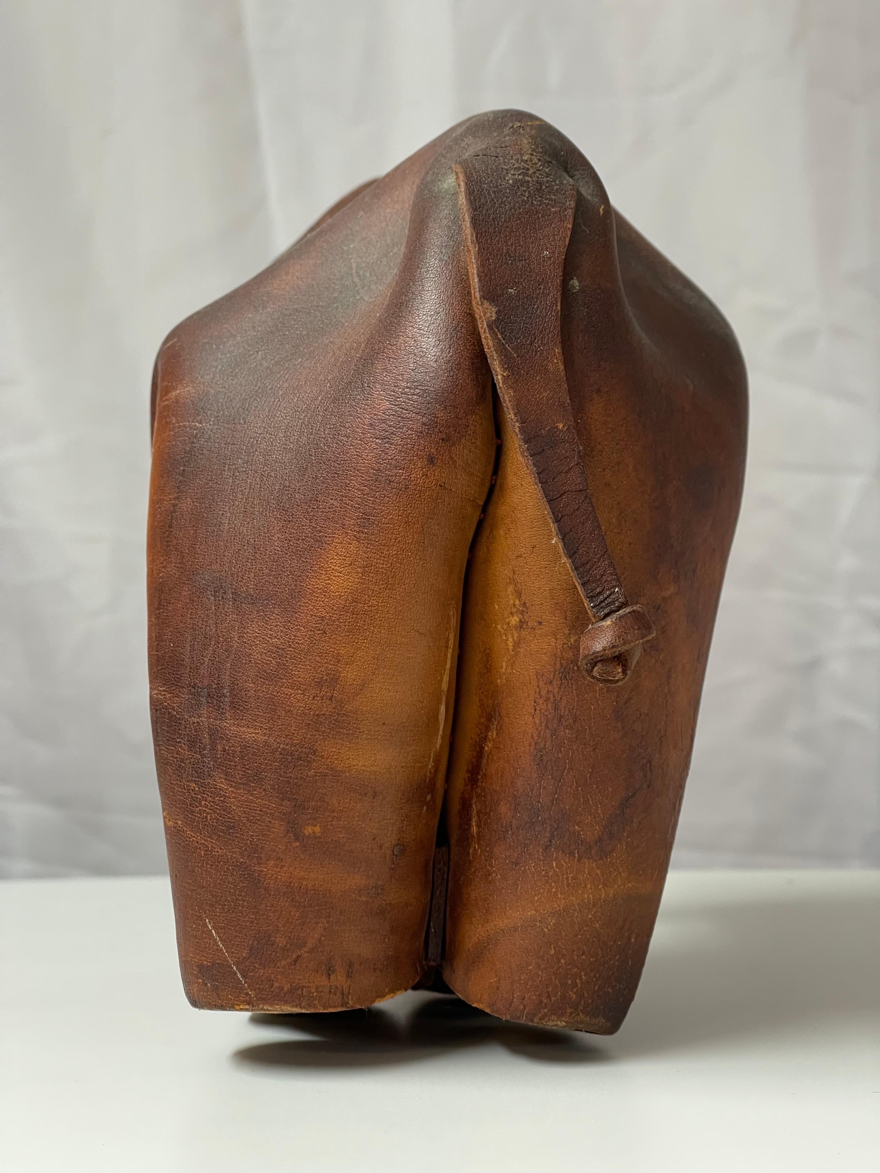 1960's Vintage Leather Deru Elephant  For Sale 5