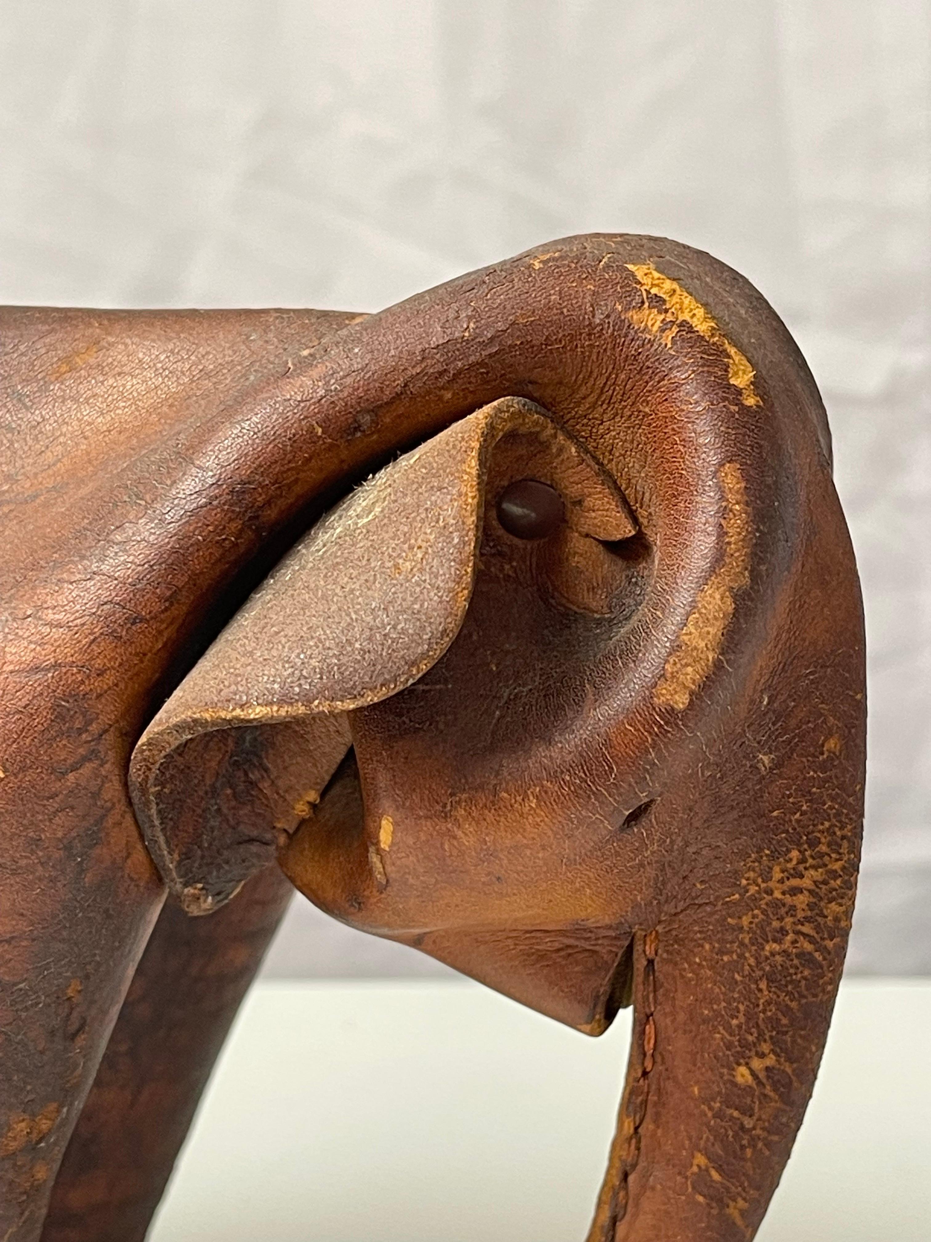 1960's Vintage Leather Deru Elephant  For Sale 9