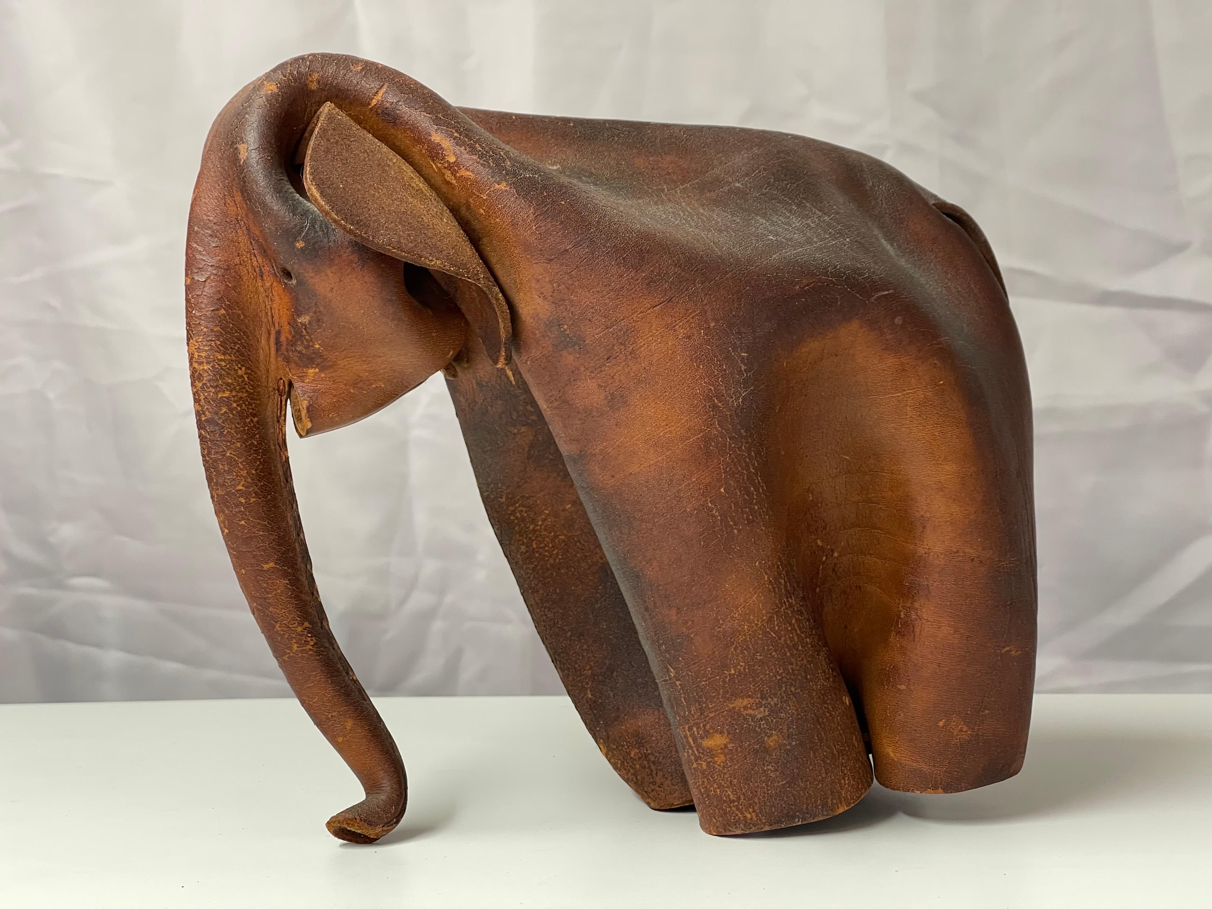 1960er Jahre Vintage Deru Elefant aus Leder  im Angebot 4
