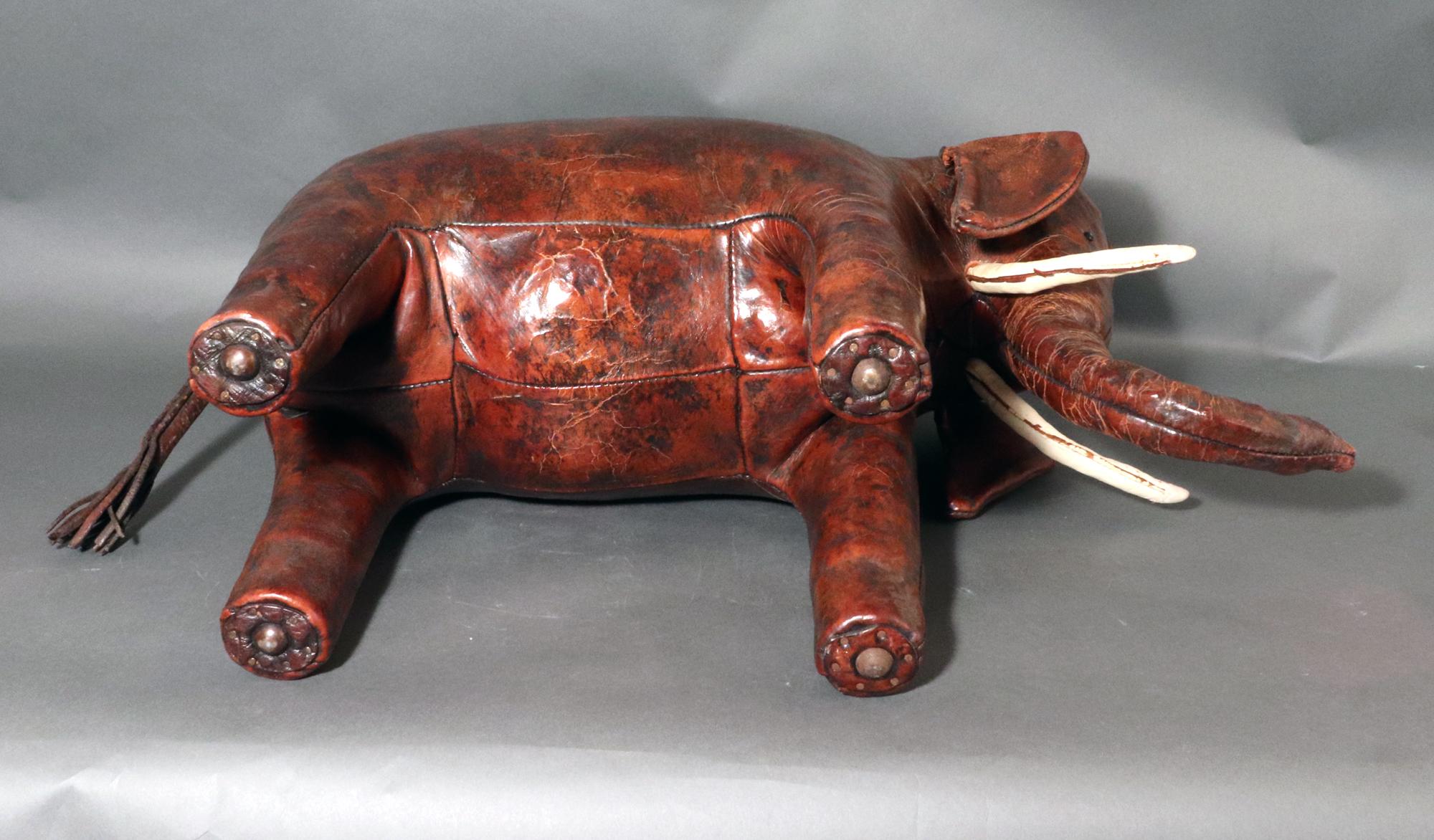 1960s Vintage Leather Elephant Stool, Dmitri Omersa For Sale 4