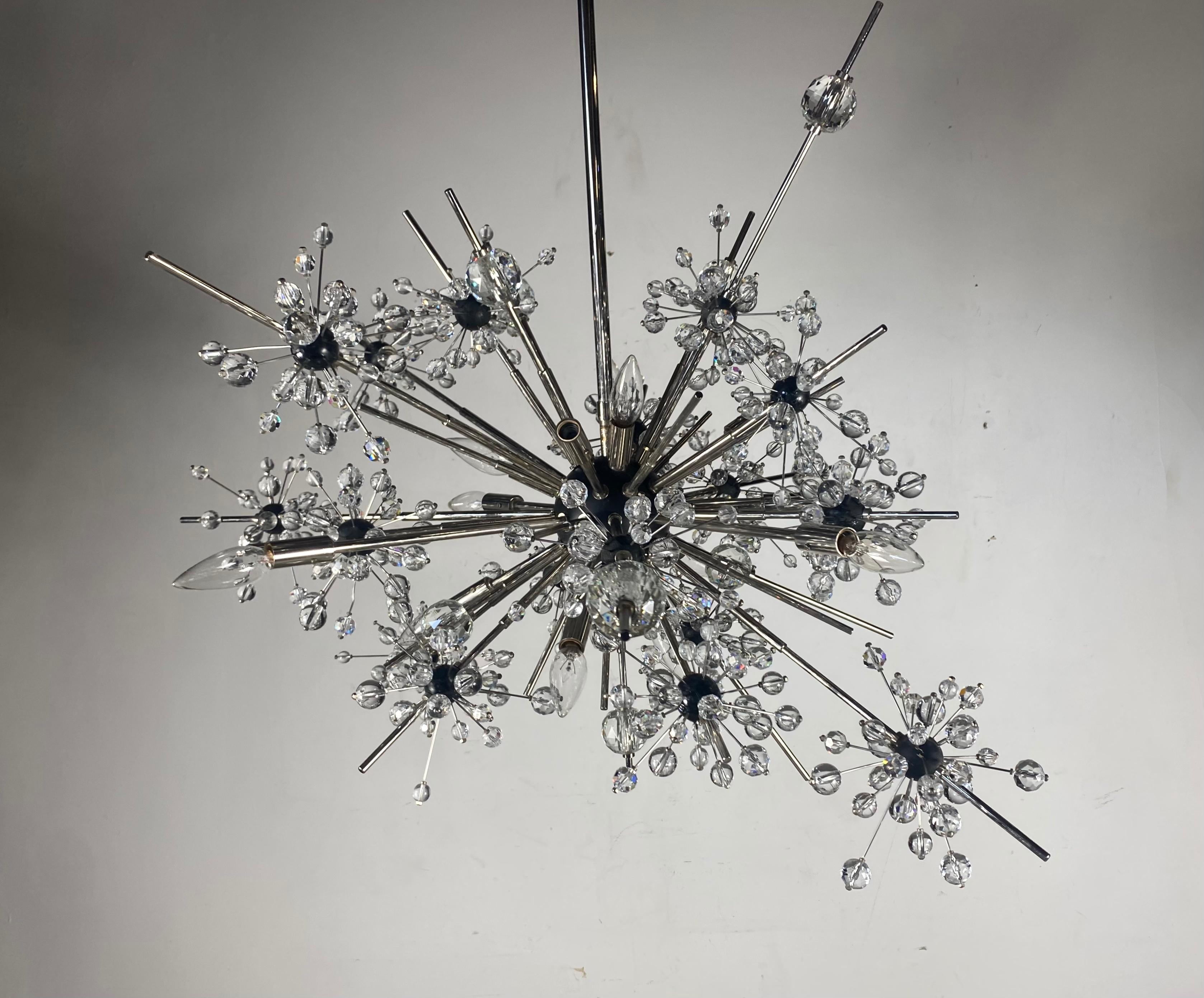 1960s Vintage Lobmeyr Metropolitan Opera Crystal Chandelier For Sale 1