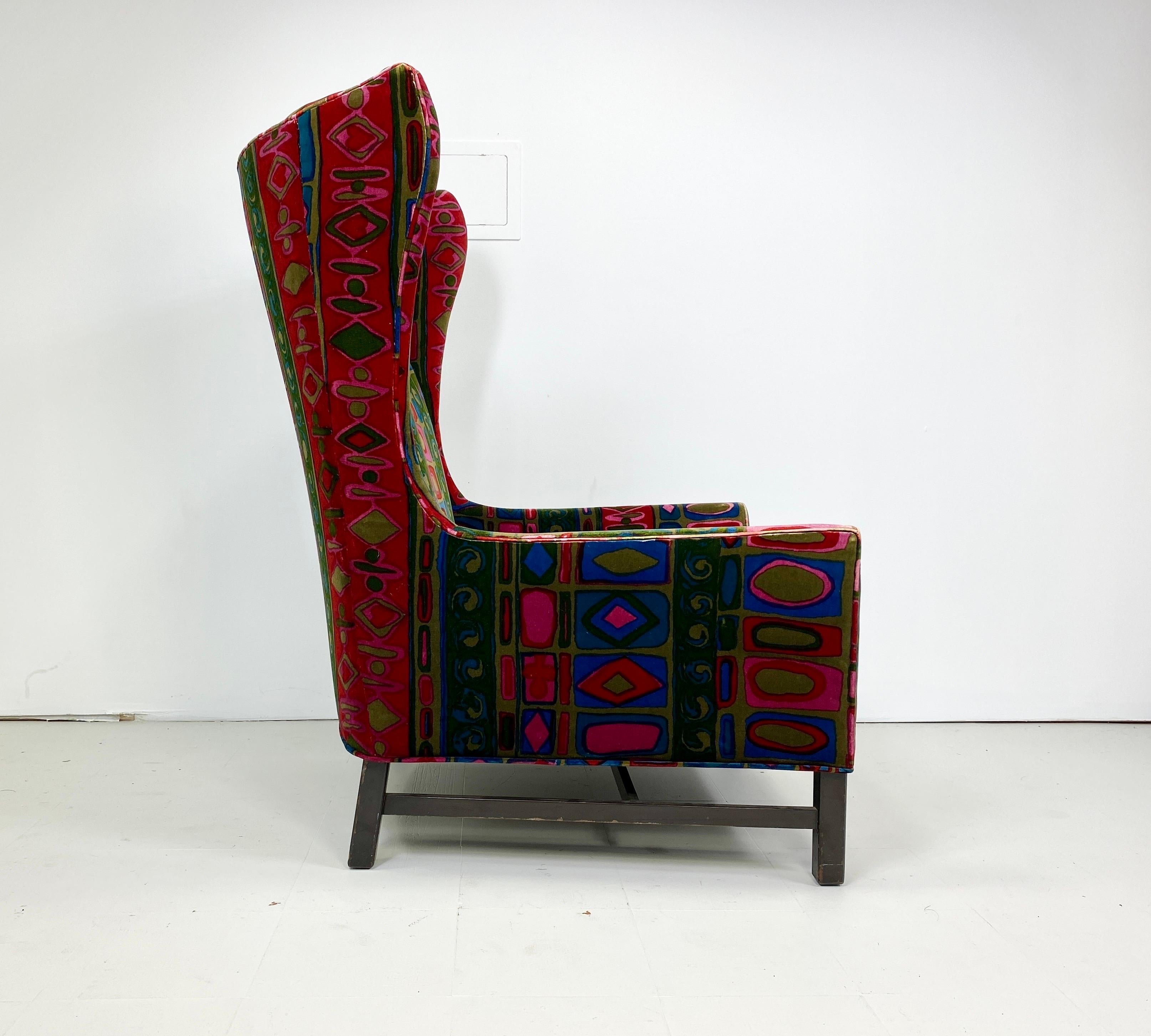 American 1960s Vintage Lounge Chair with Jack Lenor Larsen Upholstery For Sale