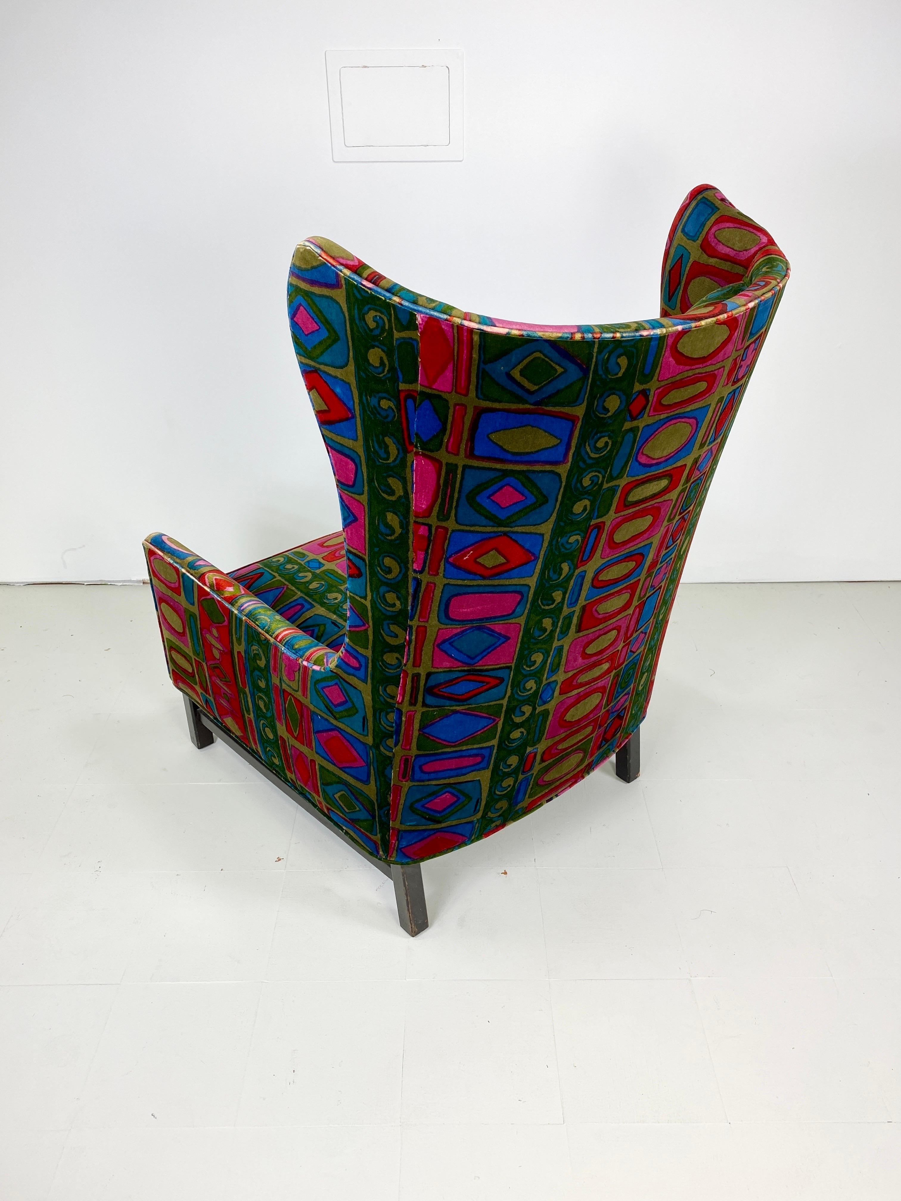 1960s Vintage Lounge Chair with Jack Lenor Larsen Upholstery For Sale 2