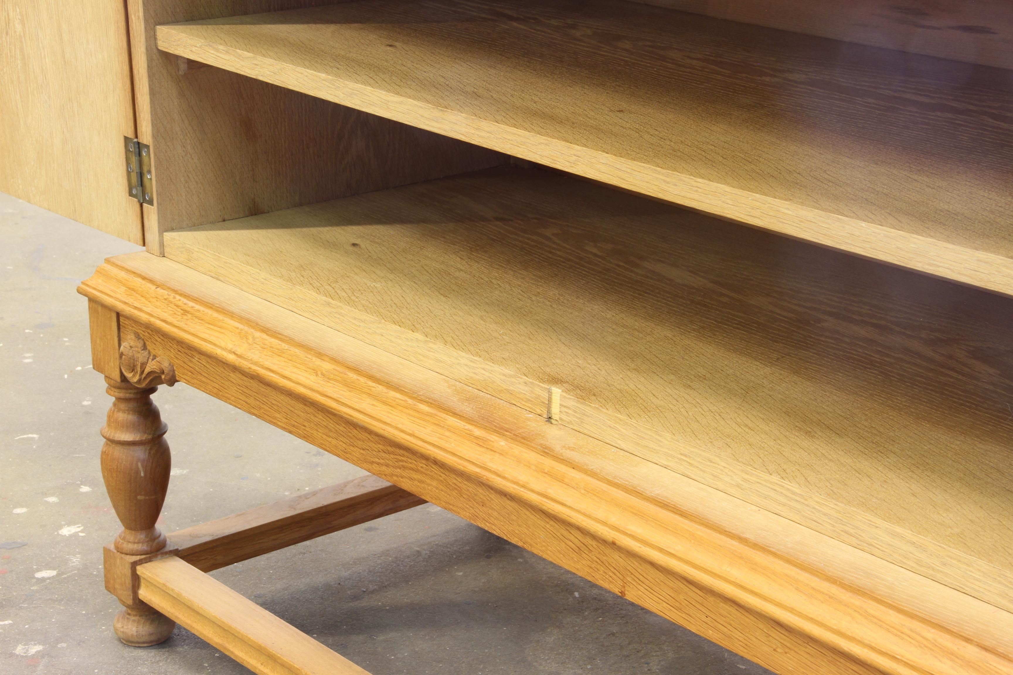 1960s Vintage Low Sideboard / Crezenda Cabinet in Oak, Danish Baroque style For Sale 10