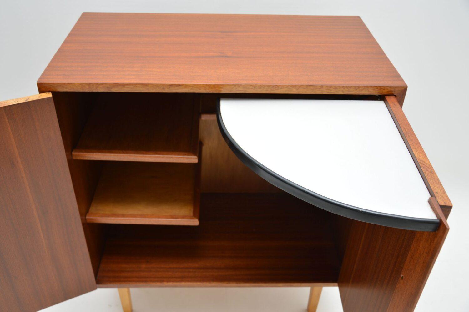 Mid-20th Century 1960’s Vintage Mahogany Drinks Cabinet