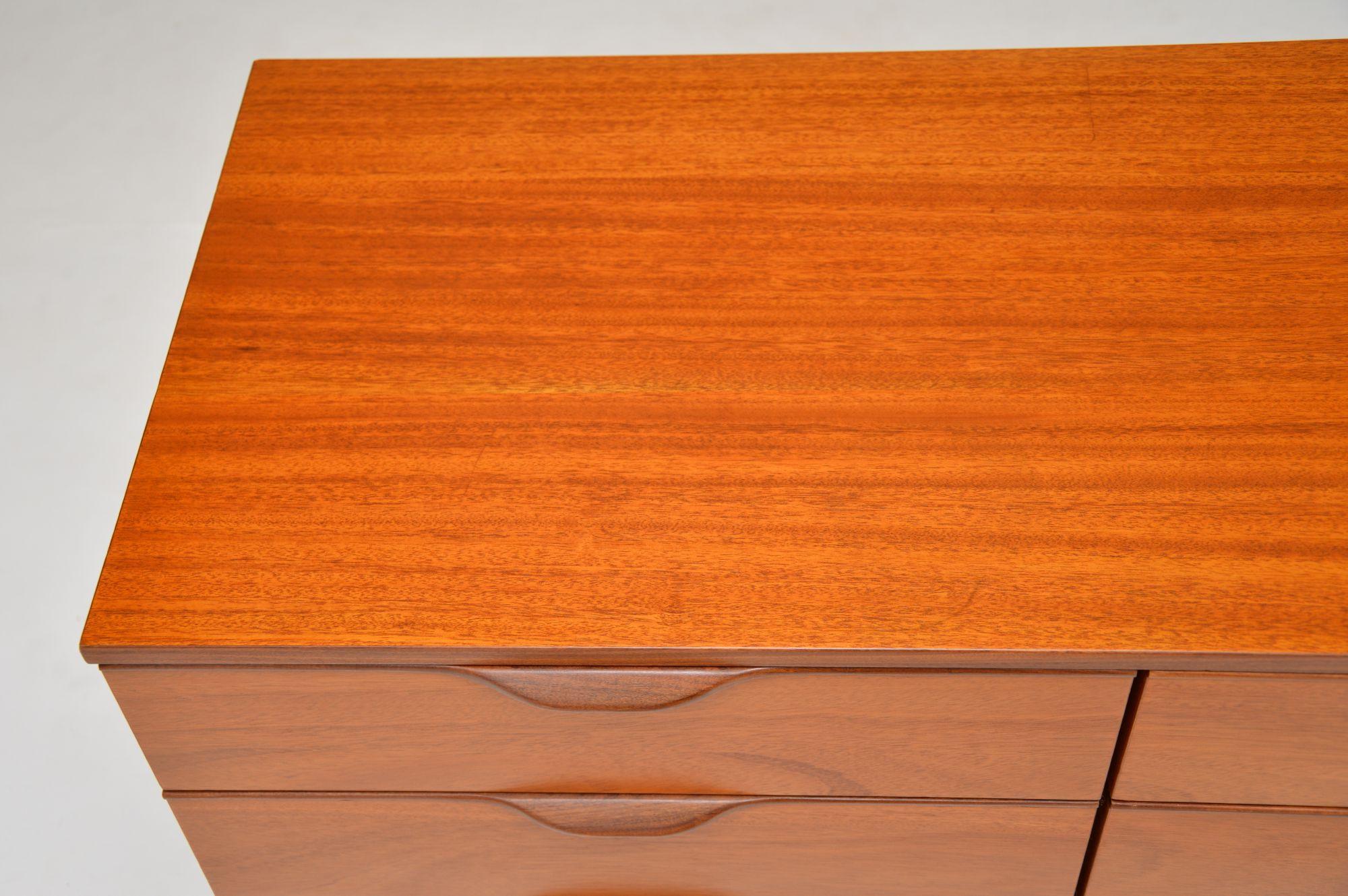 1960s Vintage Mahogany Sideboard or Chest of Drawers 4
