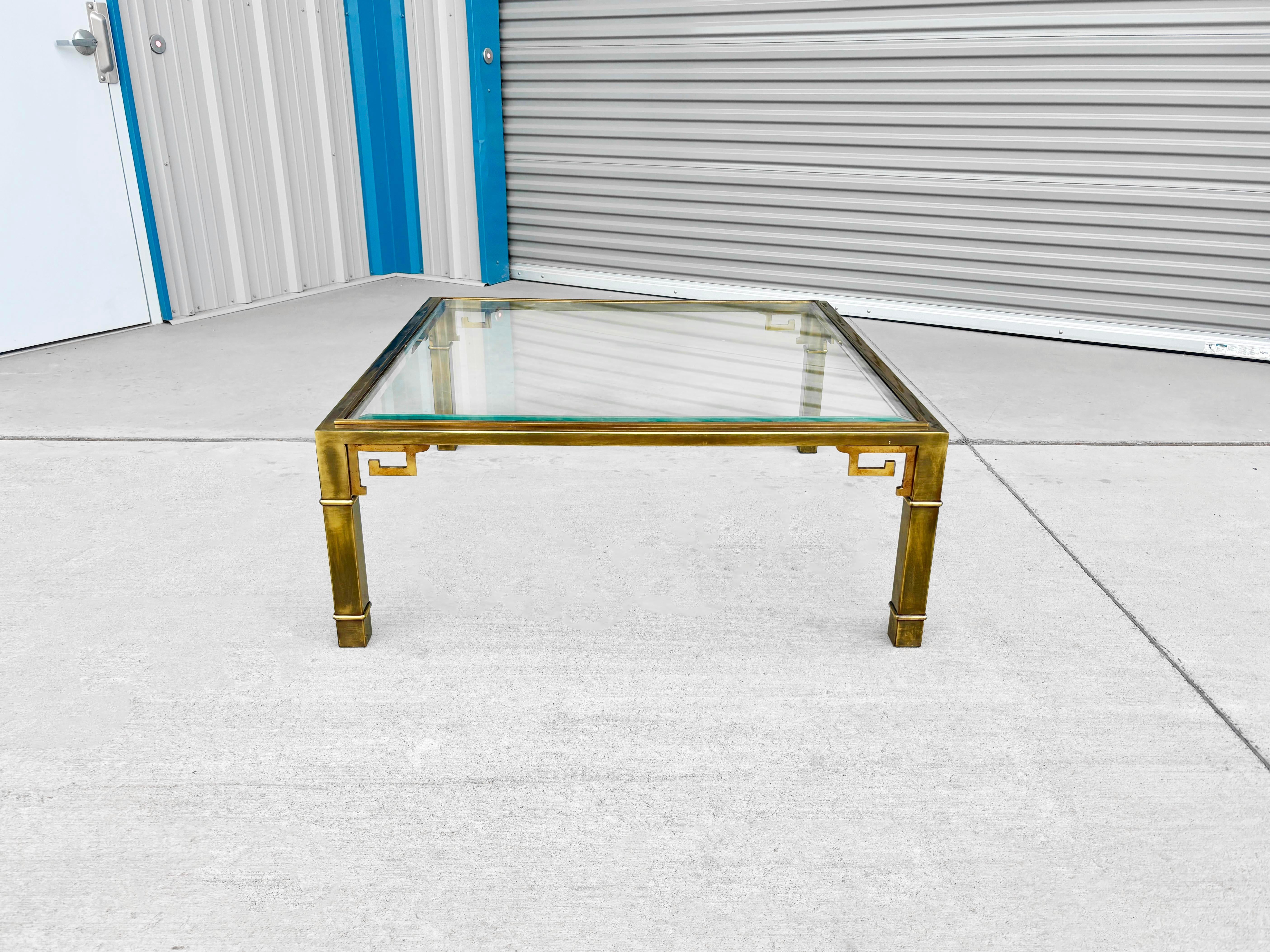 Mid-Century Modern Table basse en laiton Mastercraft Vintage des années 1960 en vente