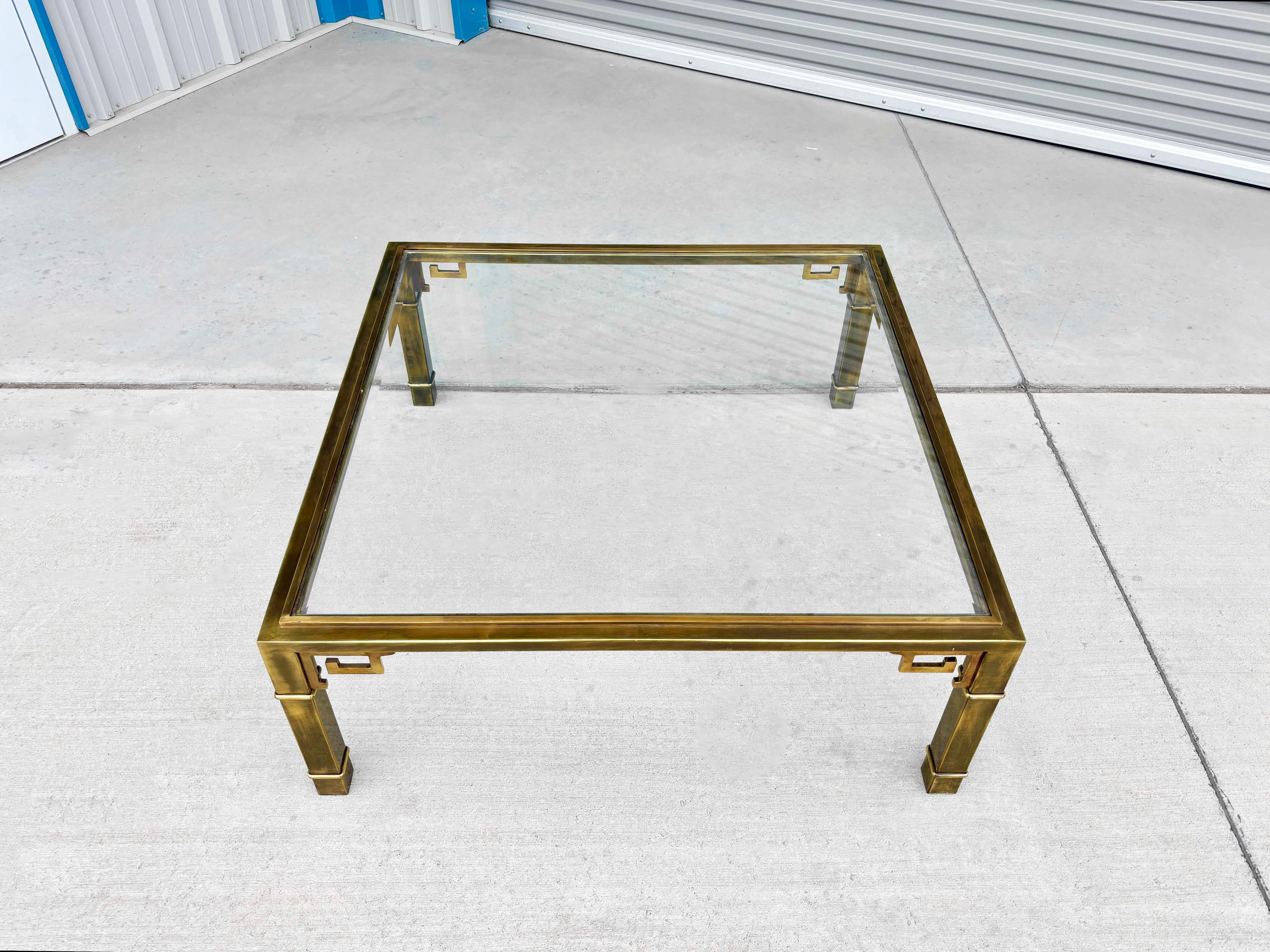 Américain Table basse en laiton Mastercraft Vintage des années 1960 en vente