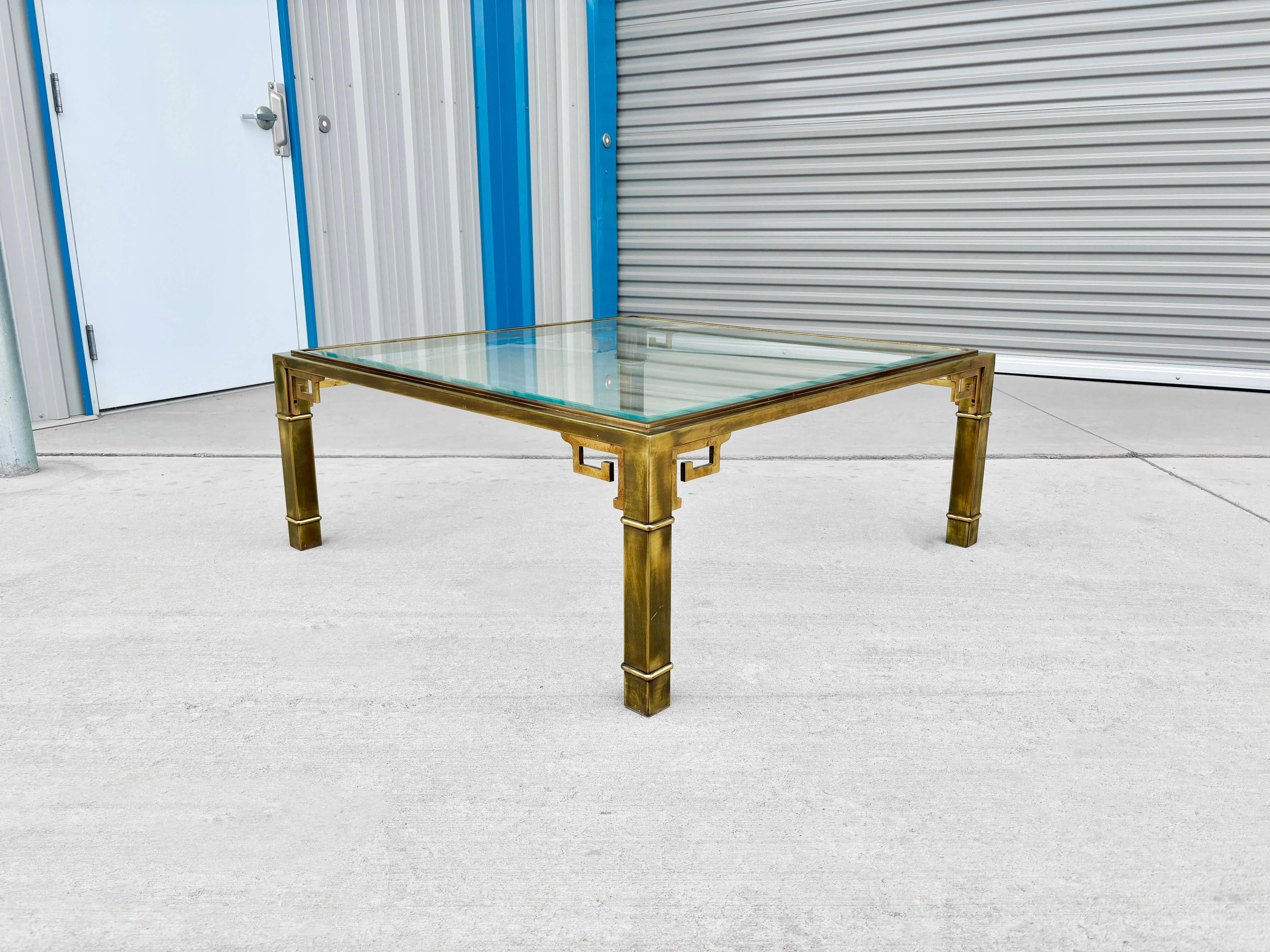Milieu du XXe siècle Table basse en laiton Mastercraft Vintage des années 1960 en vente