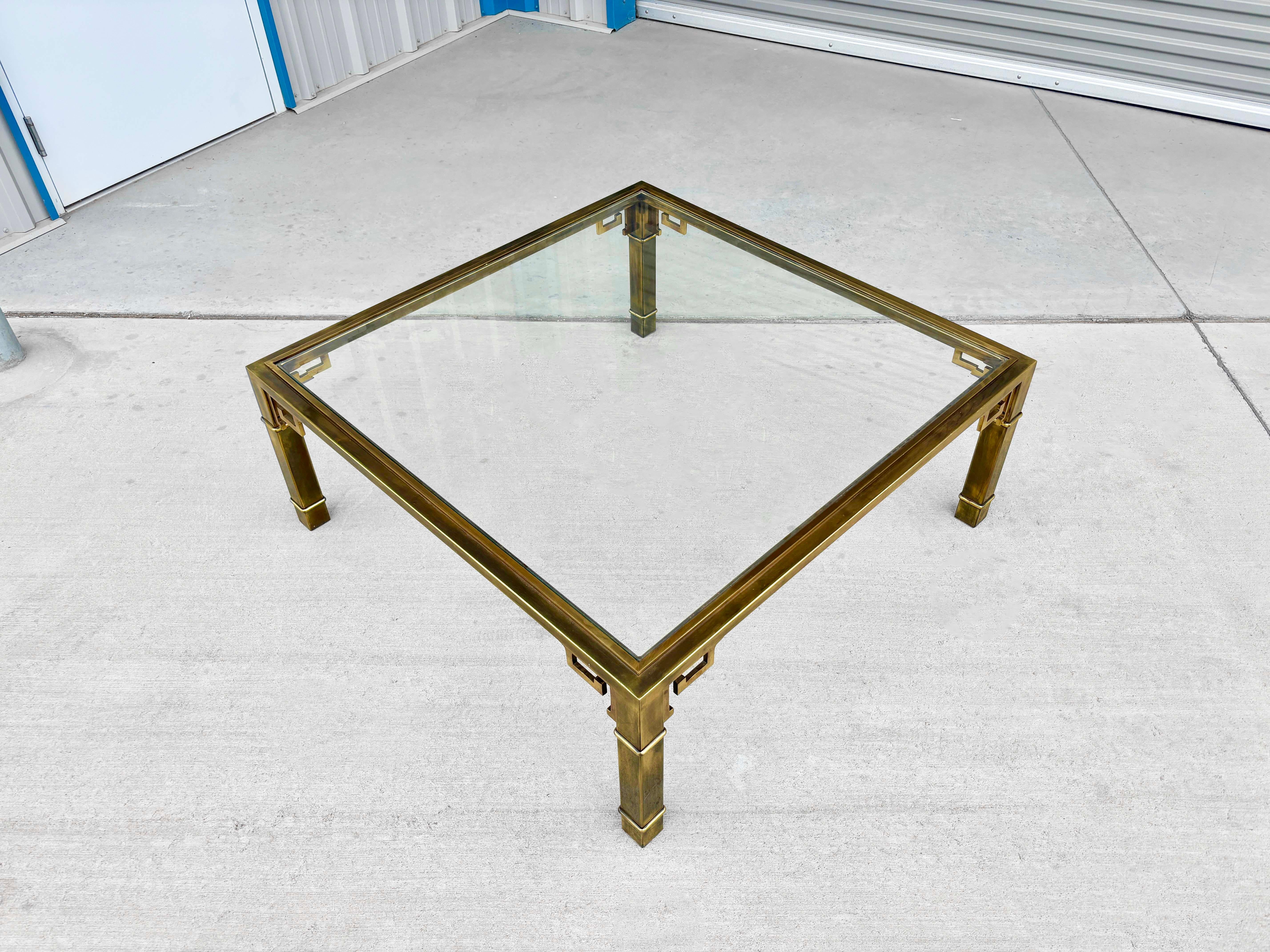 Laiton Table basse en laiton Mastercraft Vintage des années 1960 en vente