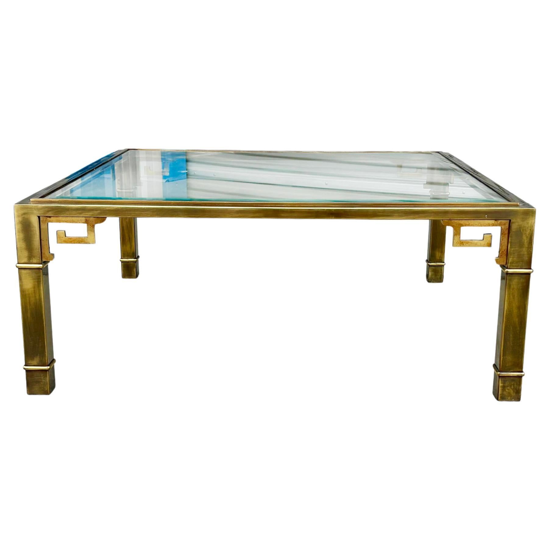 Table basse en laiton Mastercraft Vintage des années 1960 en vente