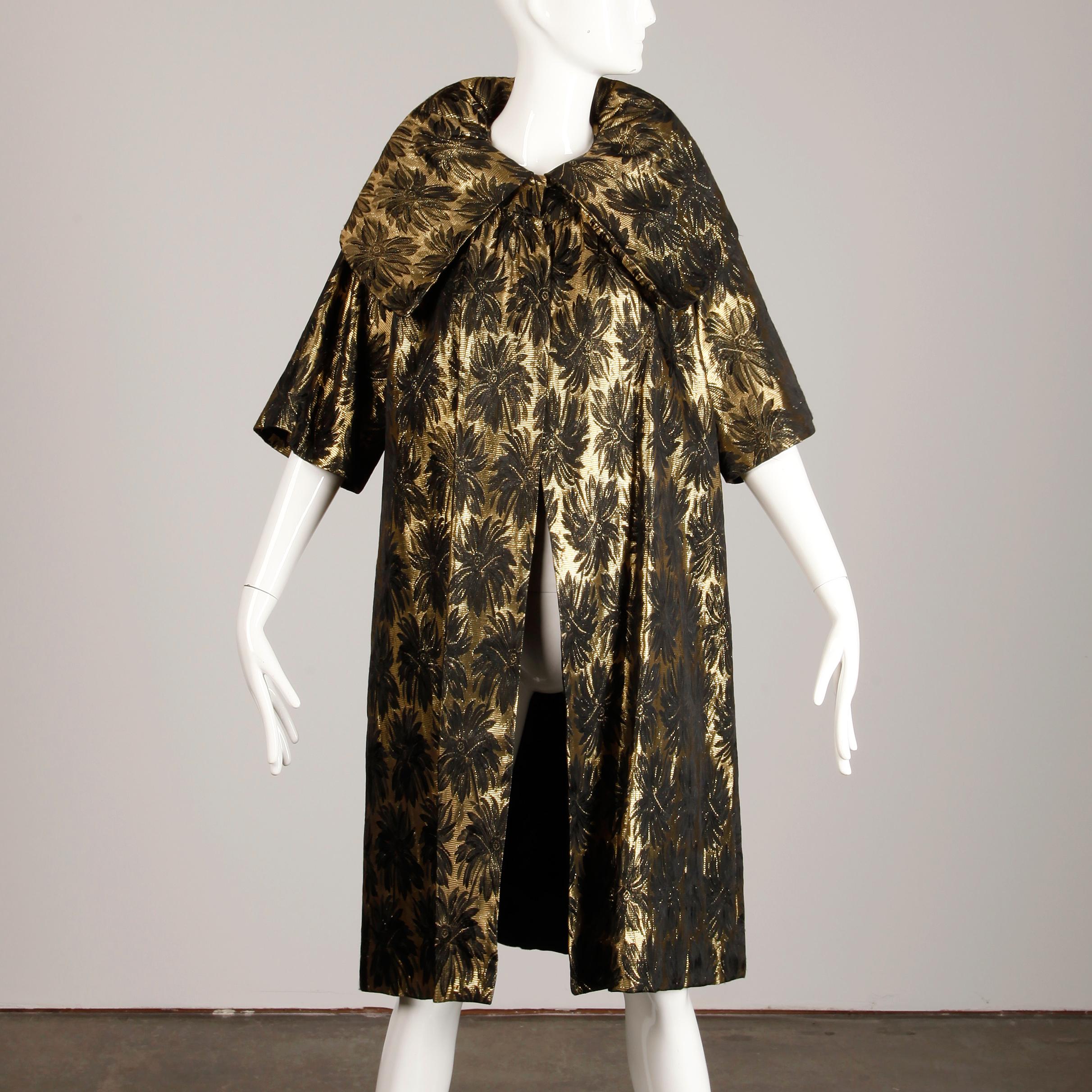 Women's 1960s Vintage Metallic Gold Damask Opera or Evening Coat with Pop Up Collar For Sale