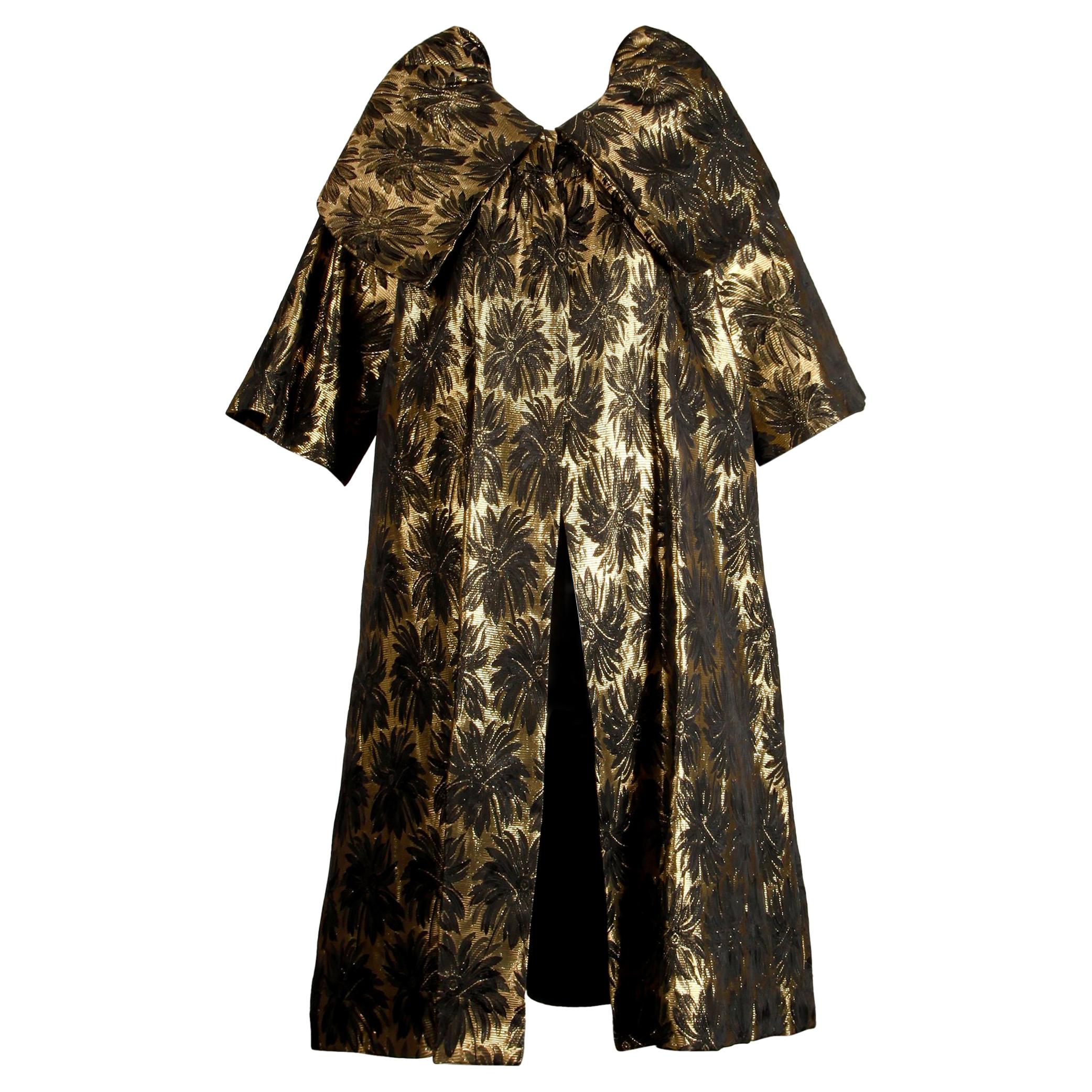 1960s Vintage Metallic Gold Damask Opera or Evening Coat with Pop Up Collar For Sale