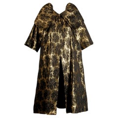 1960s Vintage Metallic Gold Damask Opera or Evening Coat with Pop Up Collar