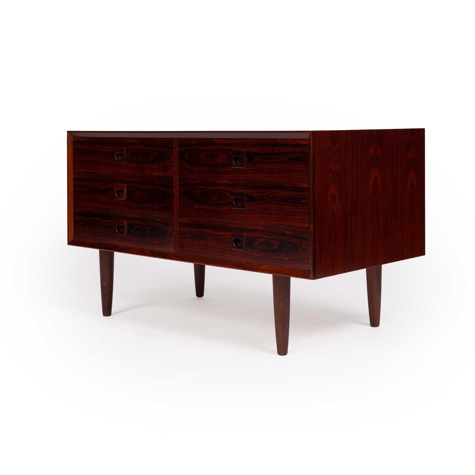 Mid-Century Modern 1960s Vintage Mid-Century Brouer Six-Drawer Rosewood Credenza For Sale
