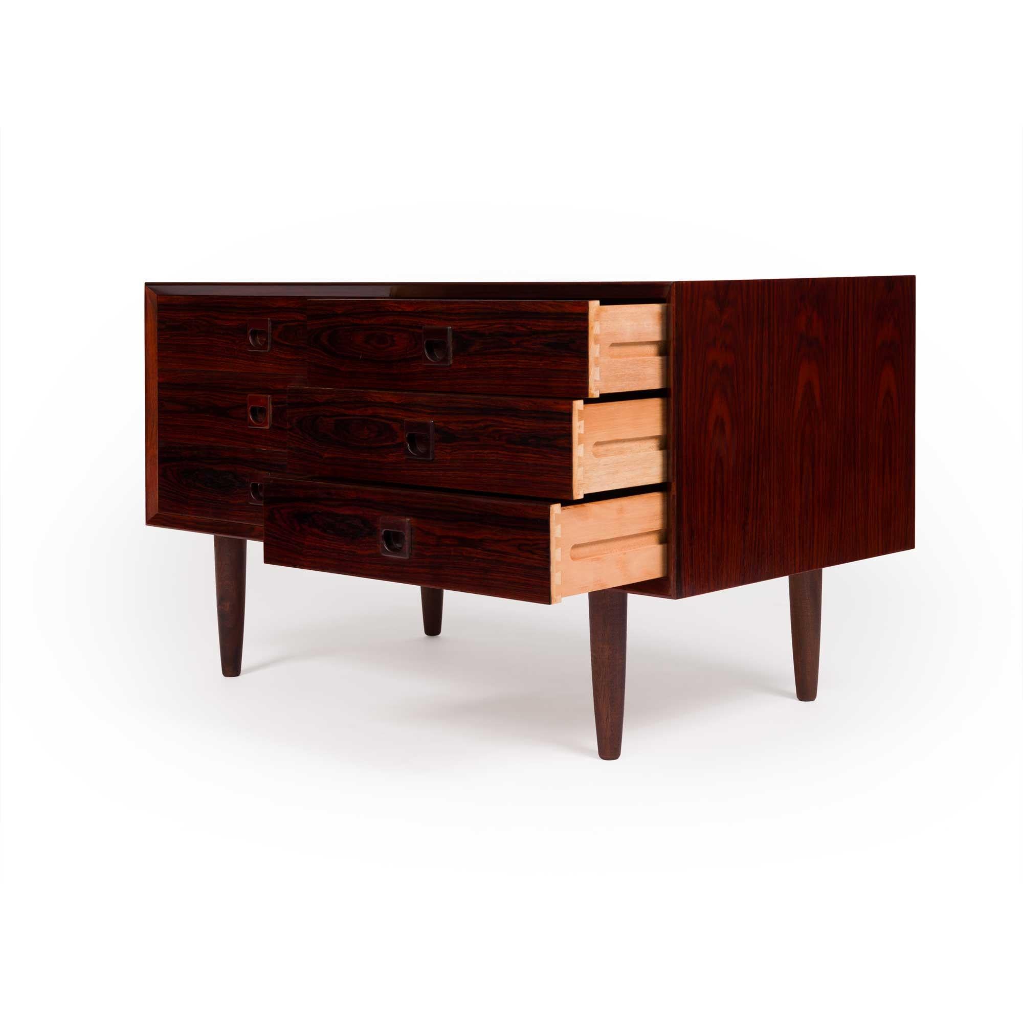 Danish 1960s Vintage Mid-Century Brouer Six-Drawer Rosewood Credenza For Sale