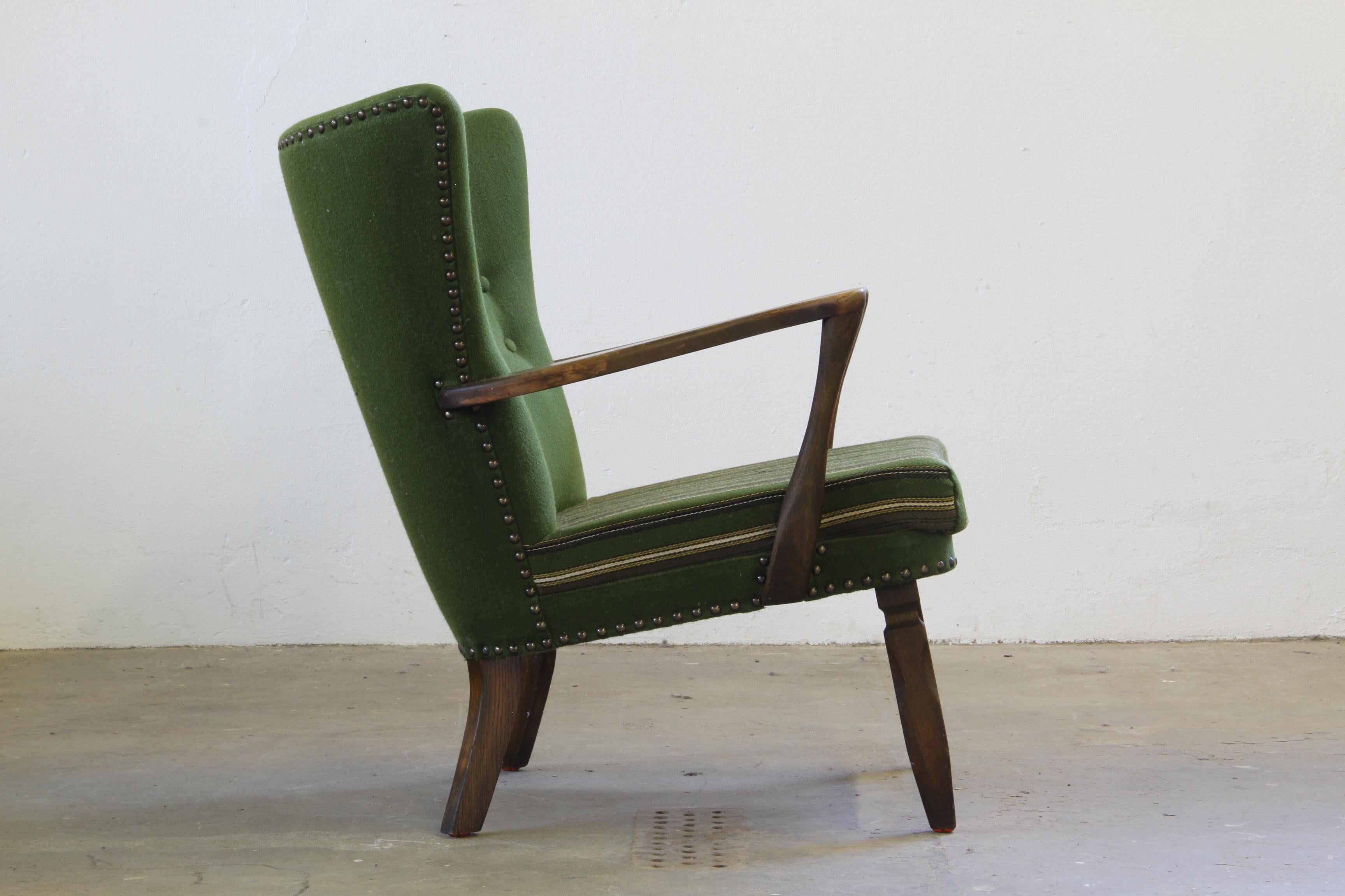Silla de salón Vintage de mediados de siglo de los 60, estilo Roble teñido oscuro de Viggo Boesen en Bueno estado para la venta en Store Heddinge, DK