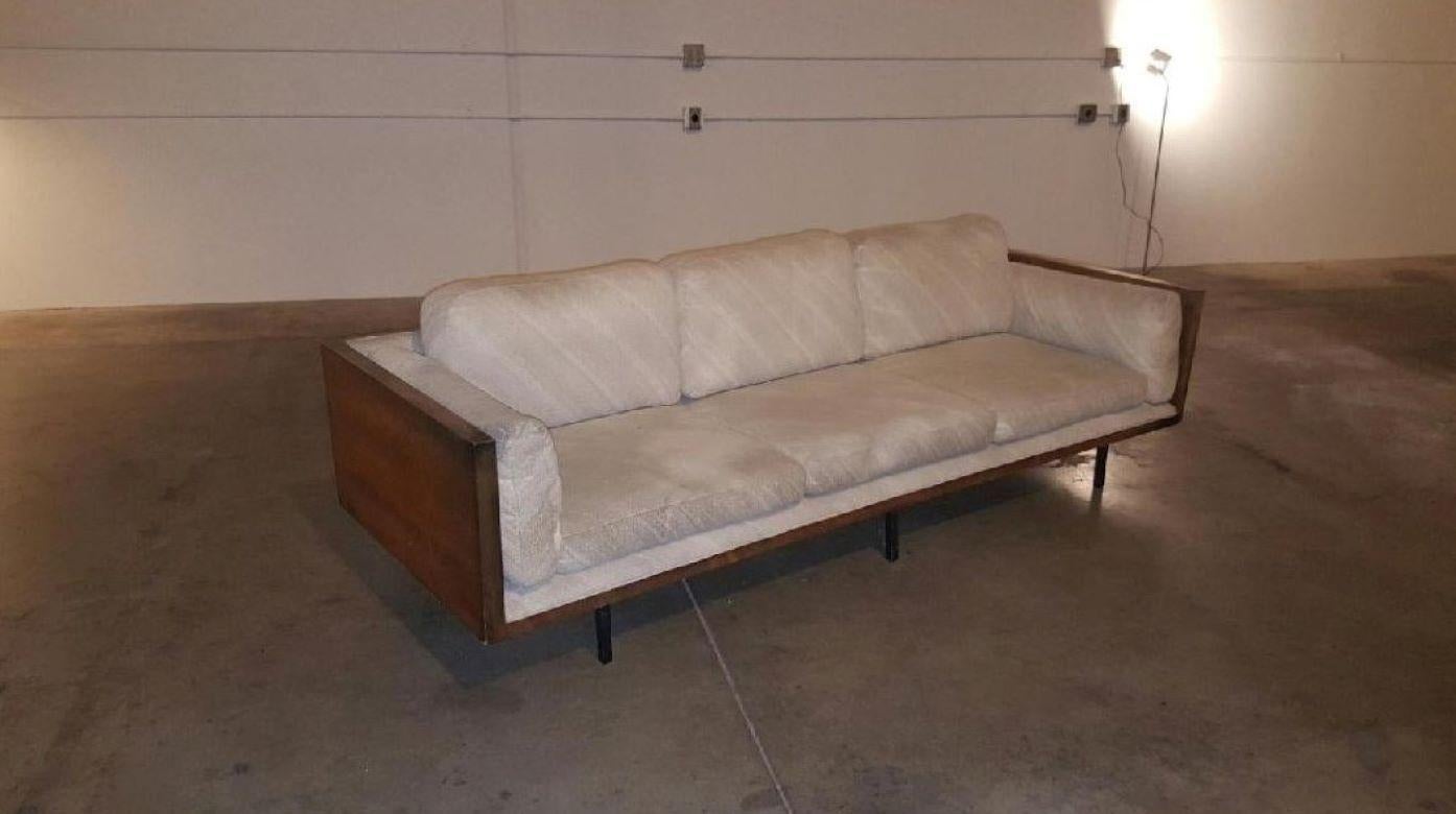 American 1960s Vintage Milo Baughman Thayer Coggin Rosewood Frame Sofa #2165 For Sale
