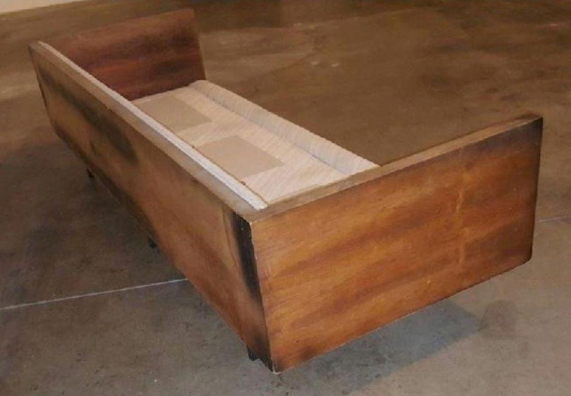 1960s Vintage Milo Baughman Thayer Coggin Rosewood Frame Sofa #2165 In Good Condition For Sale In Monrovia, CA