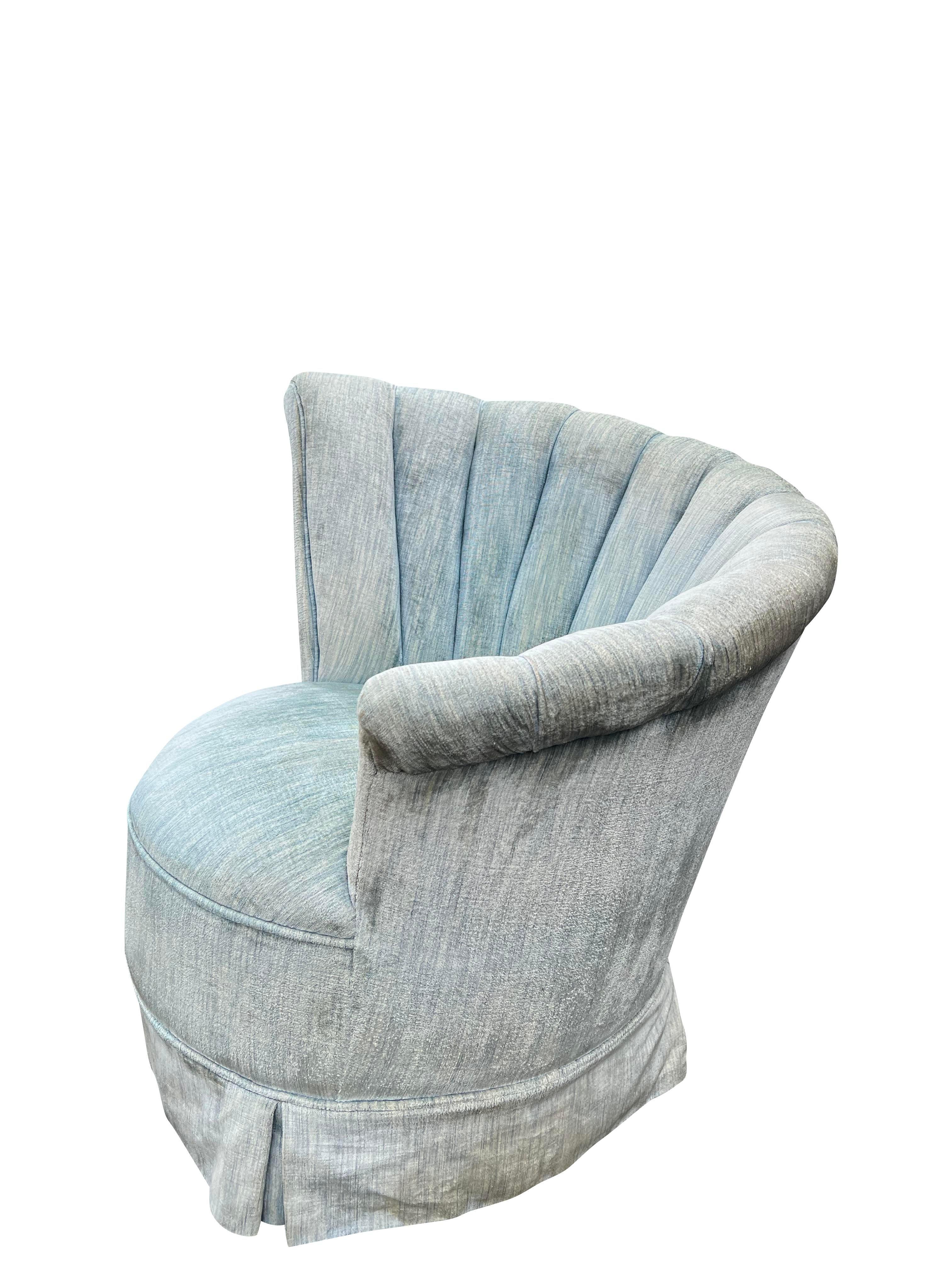 1960s Vintage Modern Fan Back Wing Chairs in Powder Blue a Pair In Good Condition In Saddle River, NJ