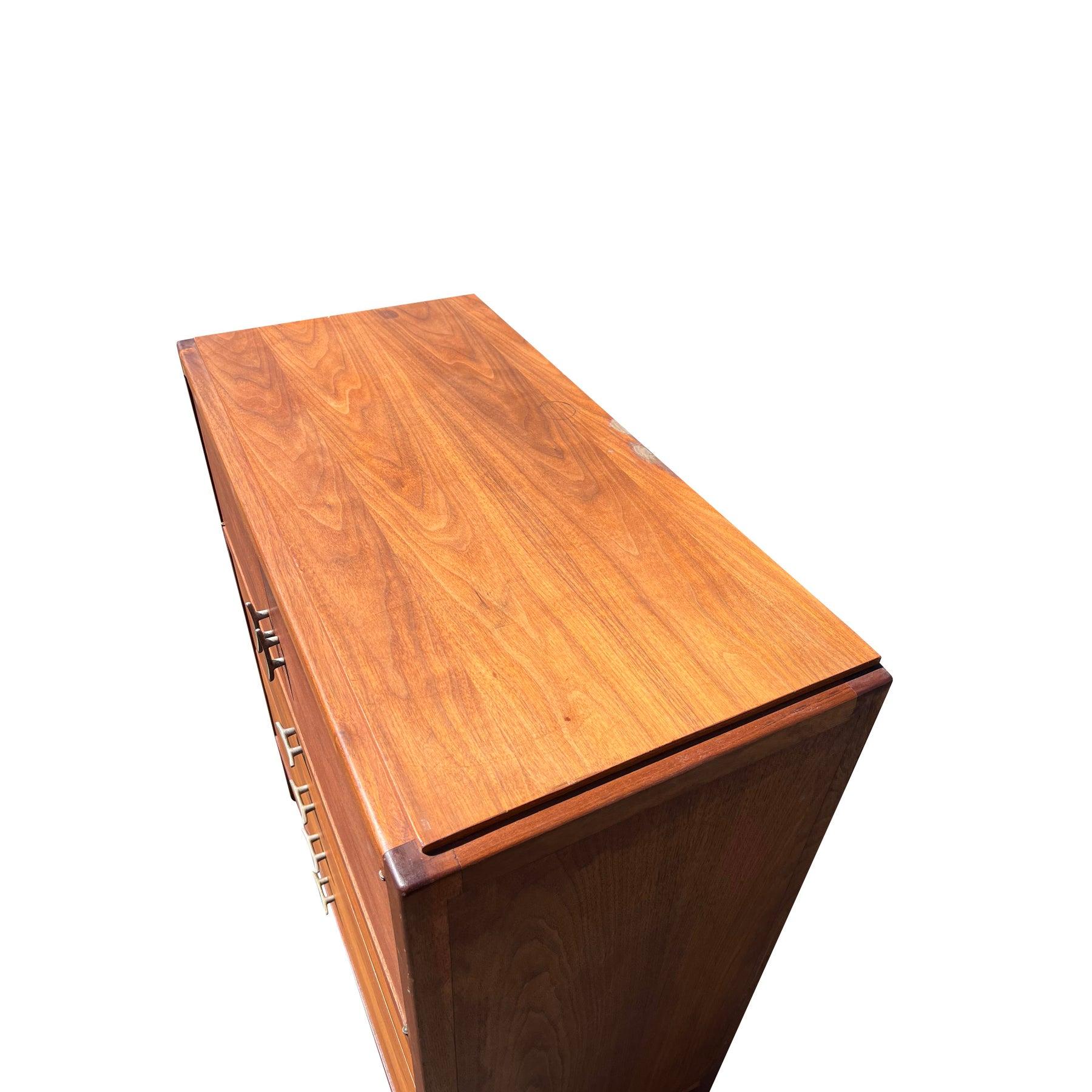 1960 Vintage Moderno Paul McCobb Stile Comò alto Highboy In condizioni buone in vendita a Saddle River, NJ