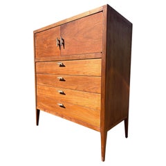 1960s Vintage Modern Paul McCobb Style Tall Dresser Highboy