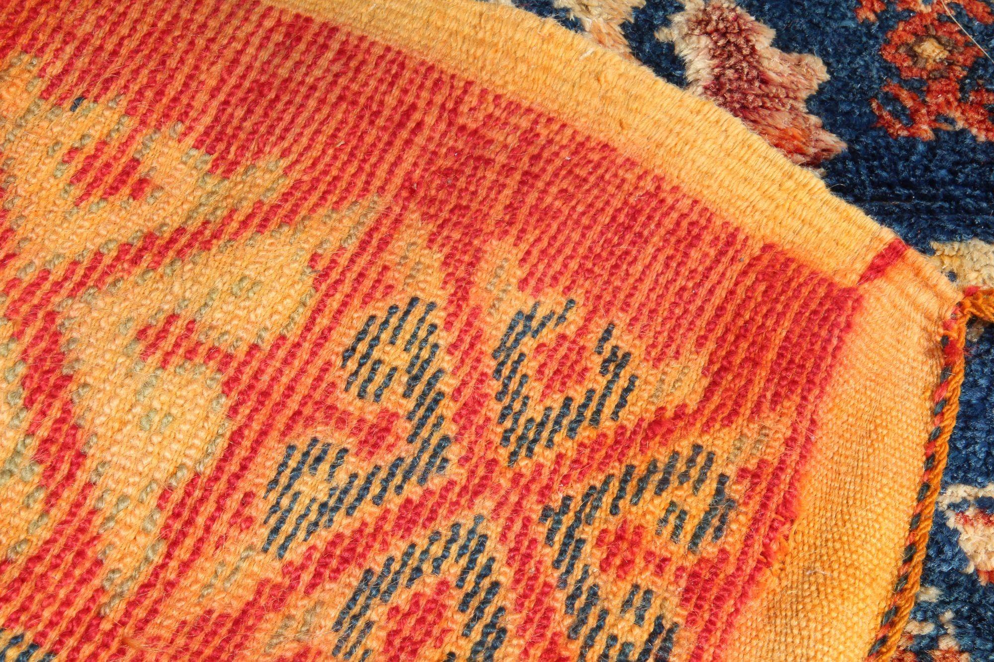 Marokkanischer, afrikanischer Stammeskunst-Teppich in Indigo und gebranntem Orange, 1960er Jahre im Angebot 6