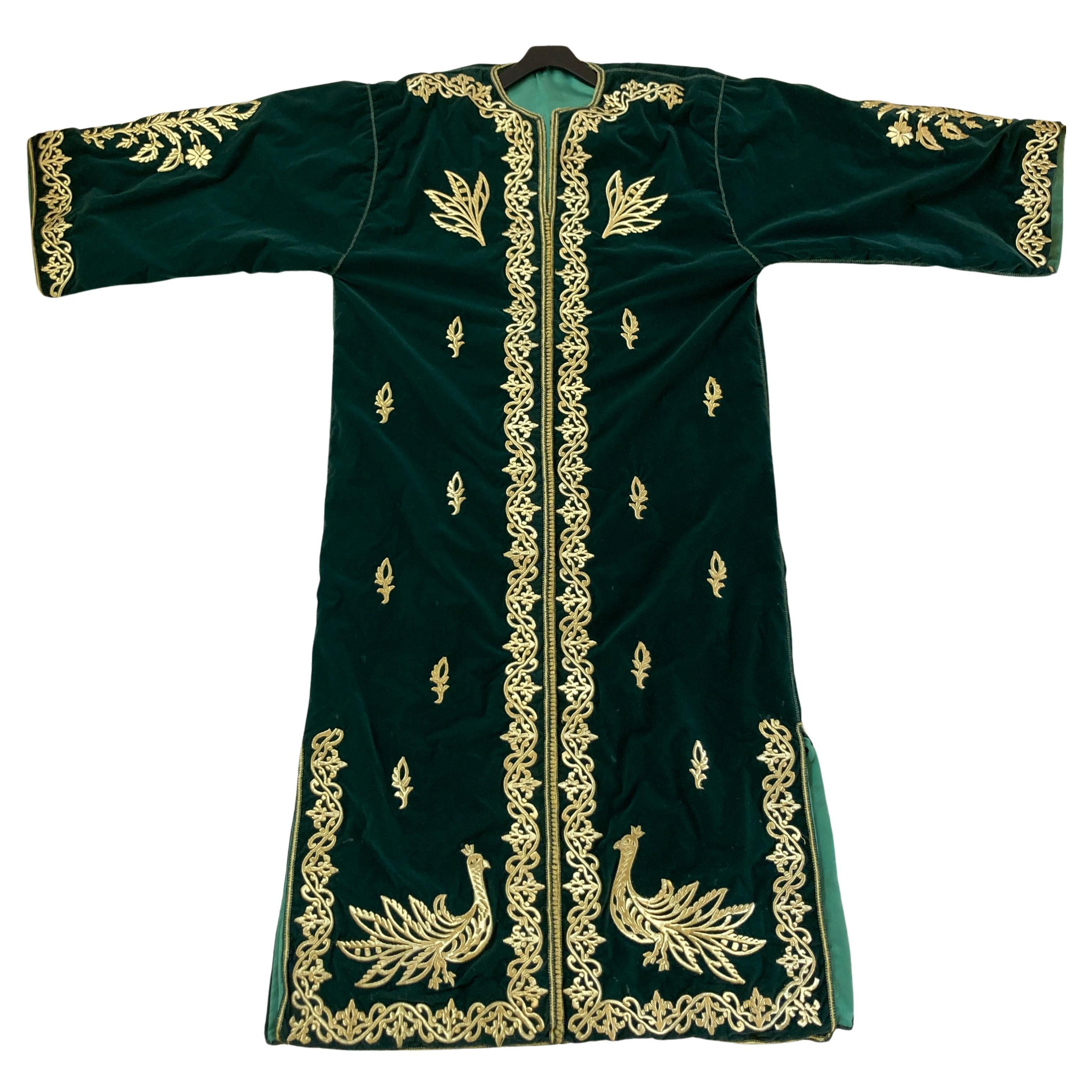 1960s Vintage Moroccan Velvet Caftan Emerald Green and Gold Thread For Sale