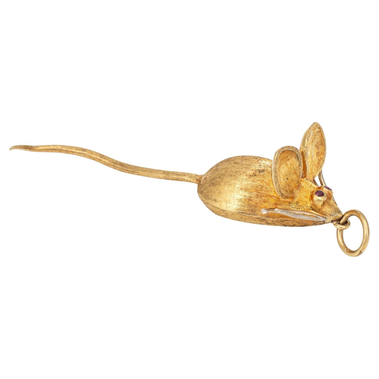 Colgante de ratón vintage de los años 60 Colgante de oro amarillo de 18 quilates Fine Estate Jewelry en venta