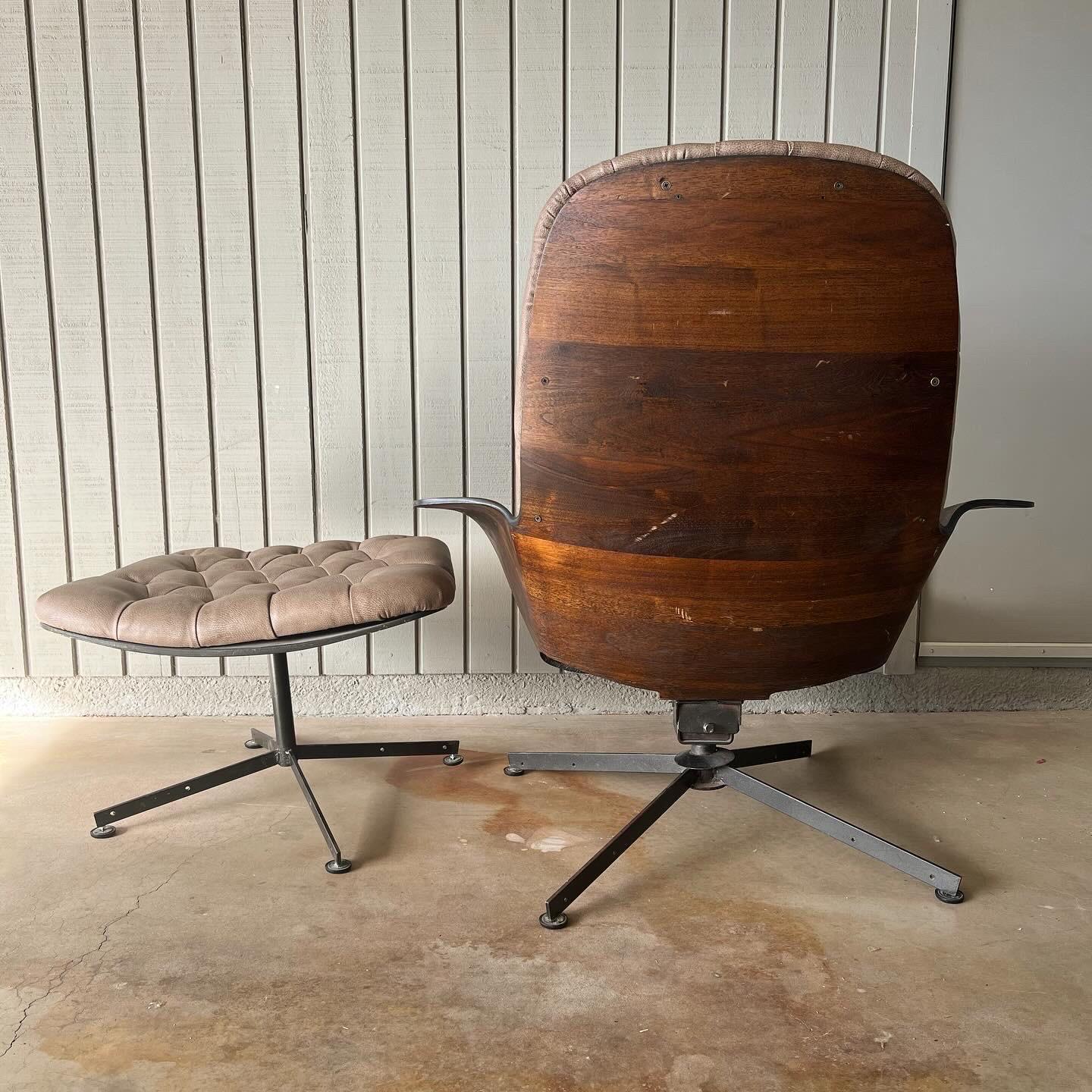 Mid-Century Modern 1960s vintage Mr. Chair and ottoman by George Mulhauser for Plycraft For Sale