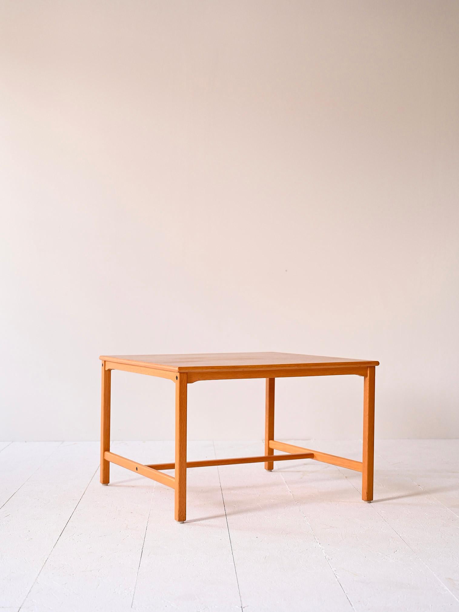 Scandinavian Modern 1960s vintage oak coffee table For Sale