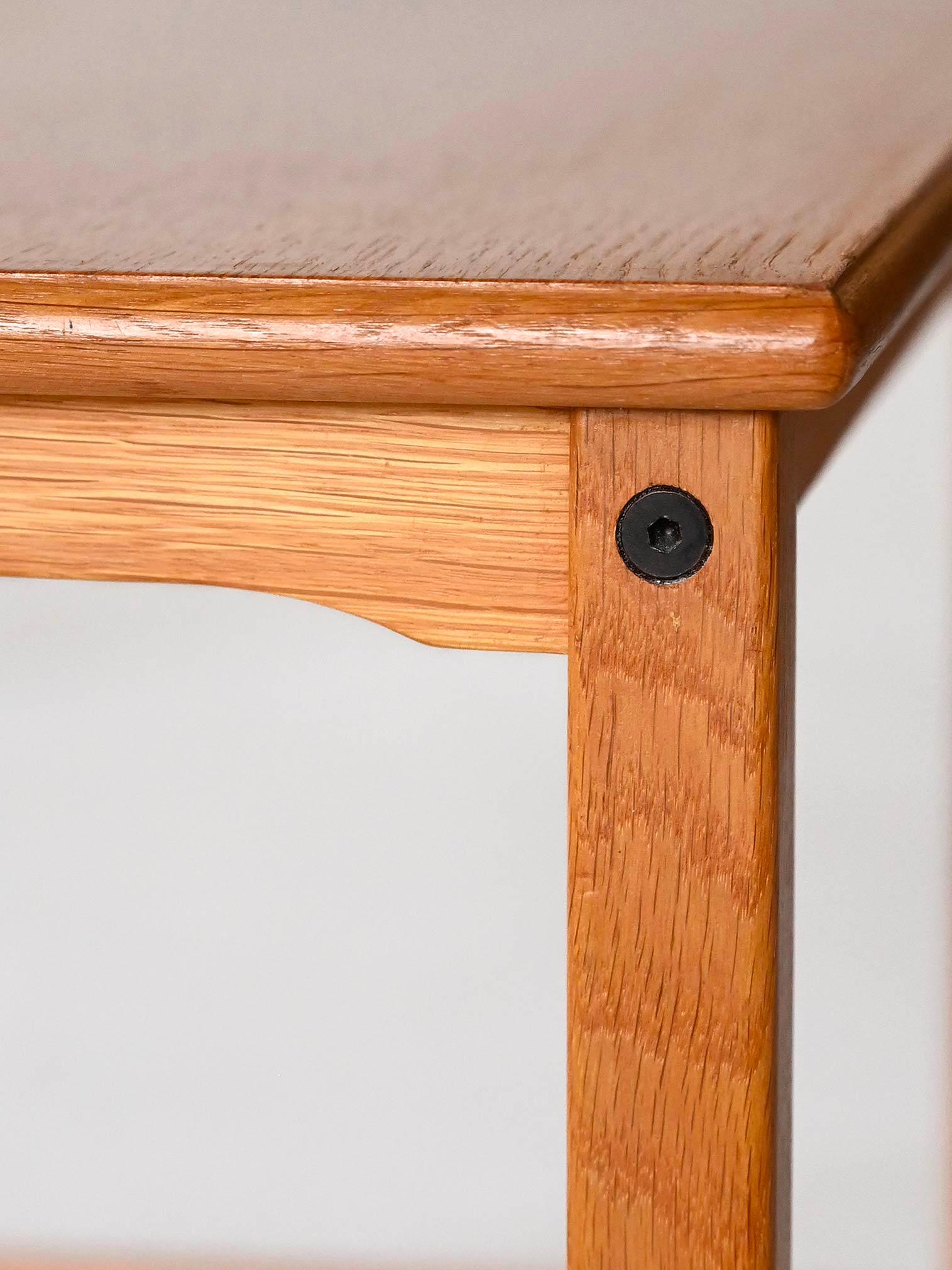 Milieu du XXe siècle Table basse en chêne vintage des années 1960 en vente