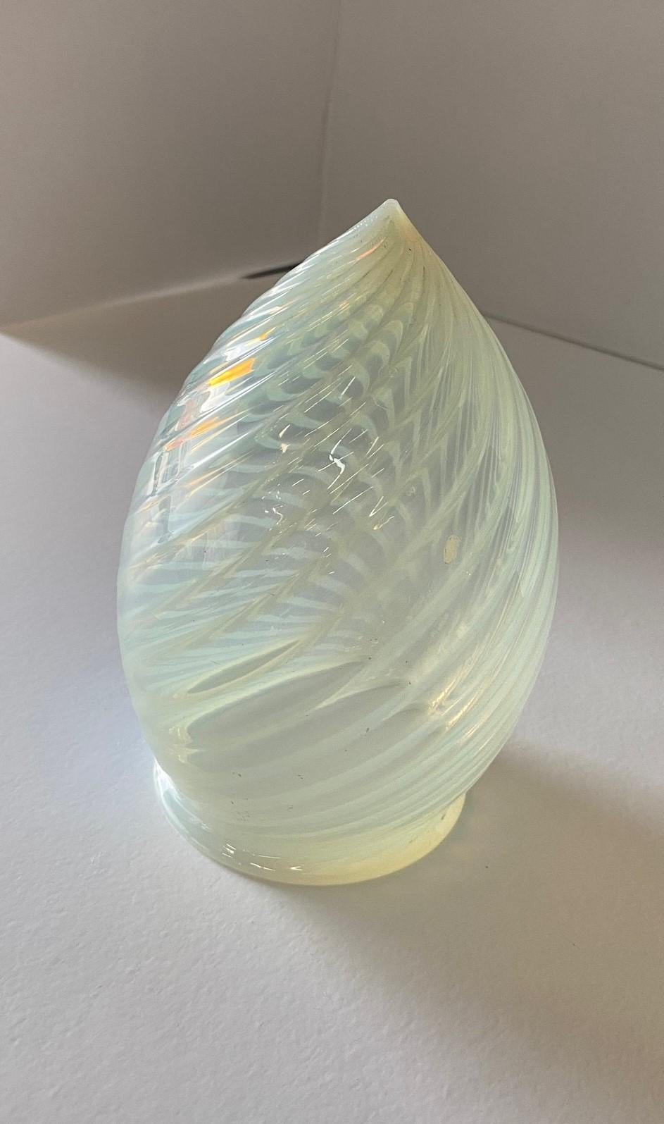 1960s Vintage Opalescent Swirl Glass Bullet Ceiling Light Globe with Fitter In Good Condition In Van Nuys, CA