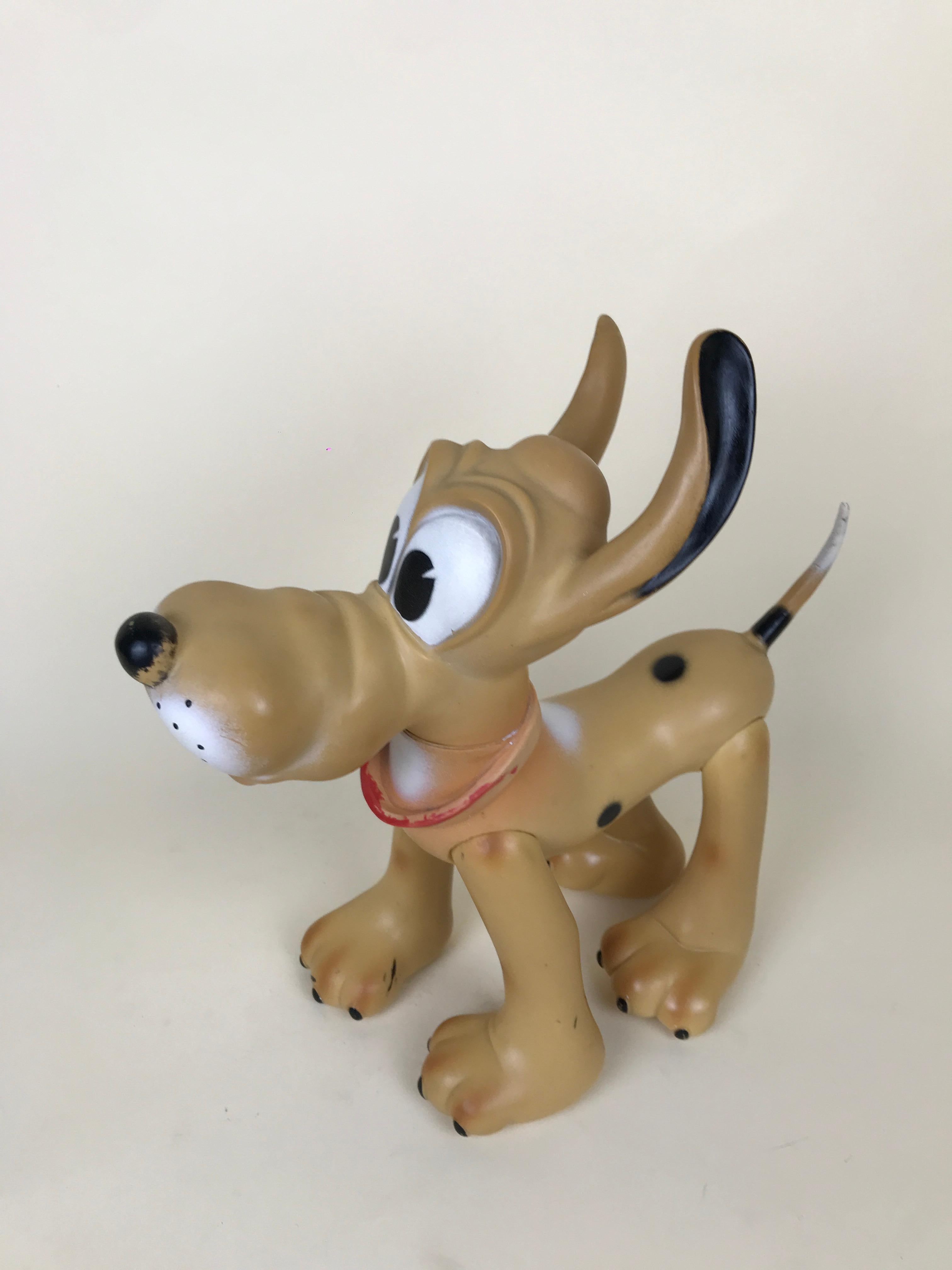 1960s Vintage Original Disney Pluto Rubber Squeak Toy Made in Italy In Good Condition For Sale In Milan, IT