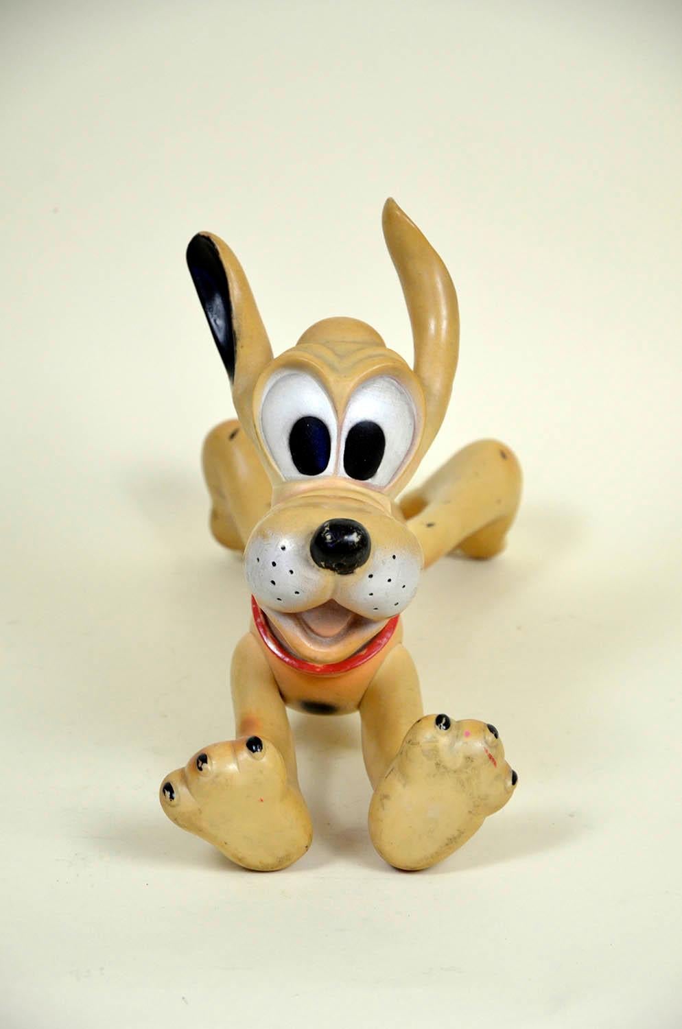 1960s Vintage Original Disney Pluto Rubber Squeak Toy Made in Italy In Good Condition In Milan, IT