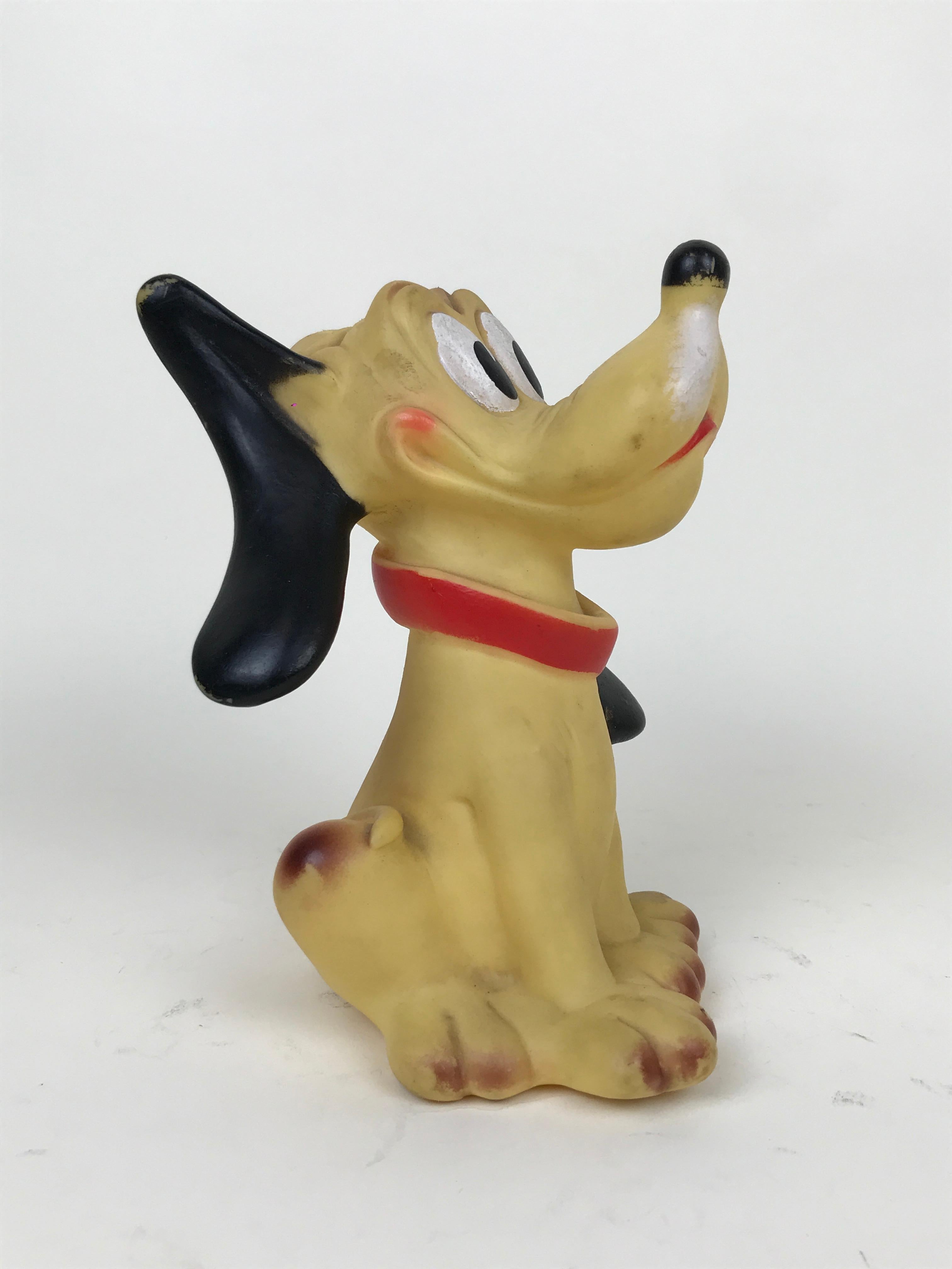 1960s Vintage Original Disney Pluto Rubber Squeak Toy Made in Italy Ledraplastic In Good Condition In Milan, IT