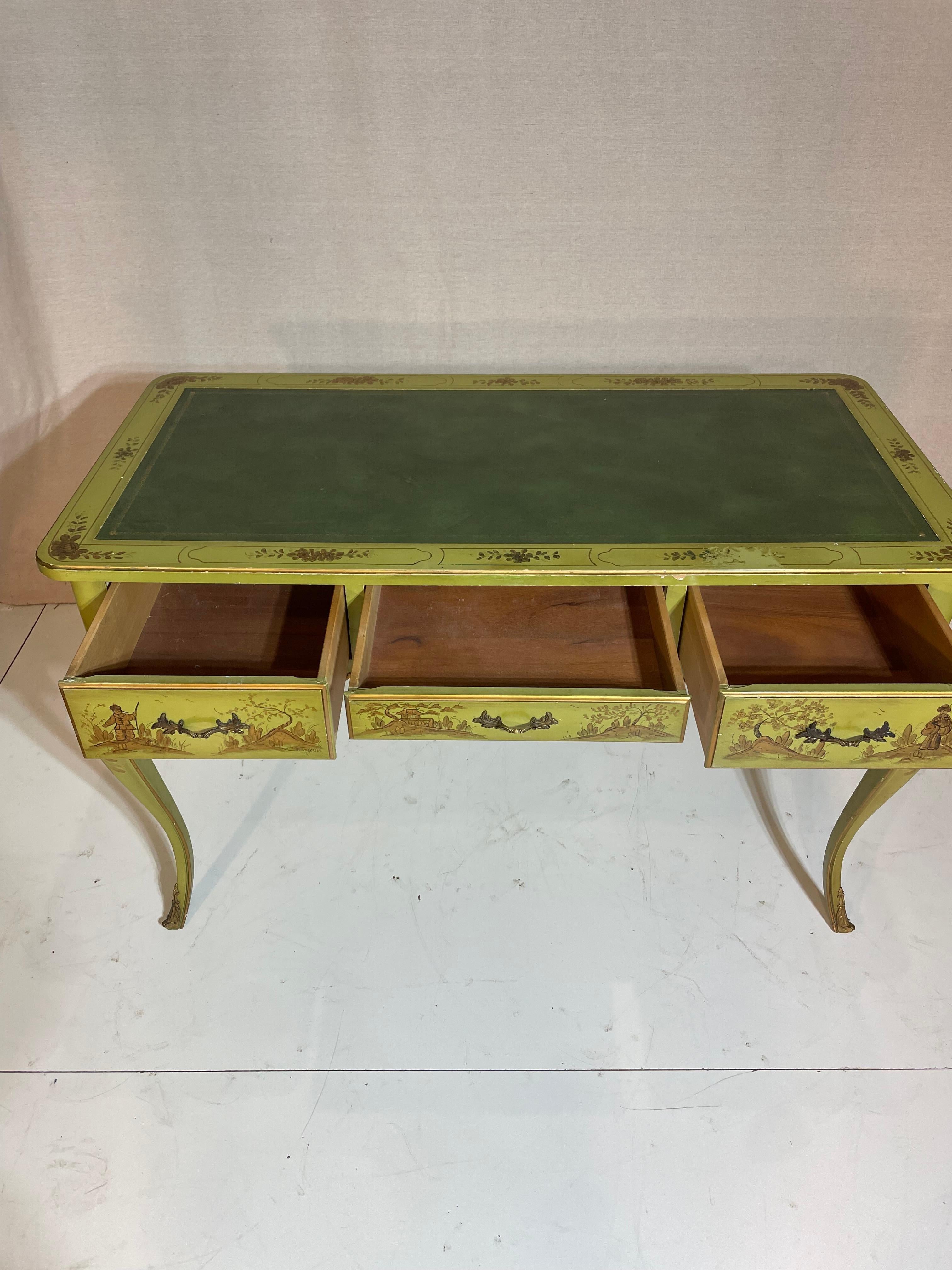 Bureau peint de style italien des années 1960 en vente 6