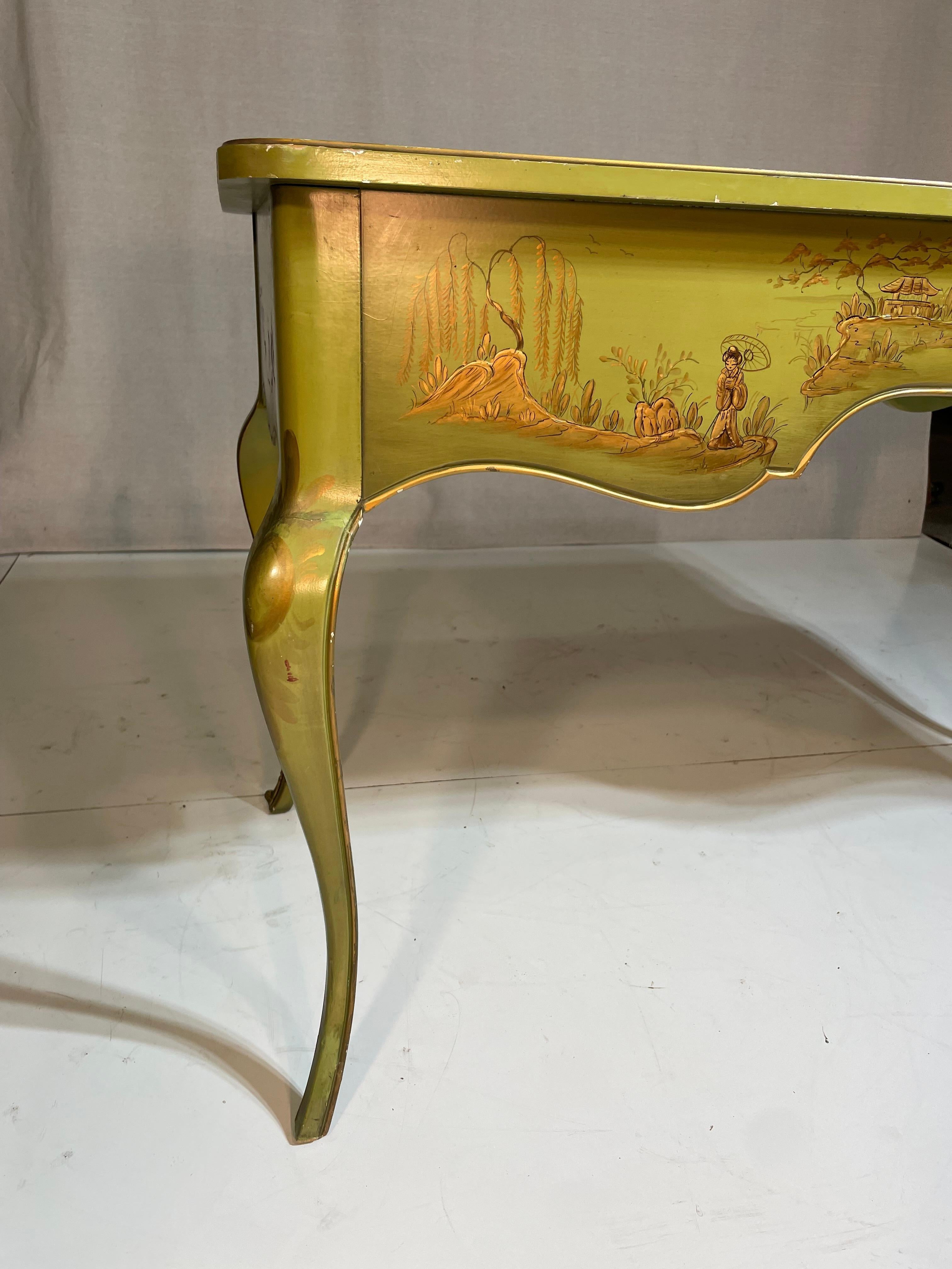 Bureau peint de style italien des années 1960 en vente 10