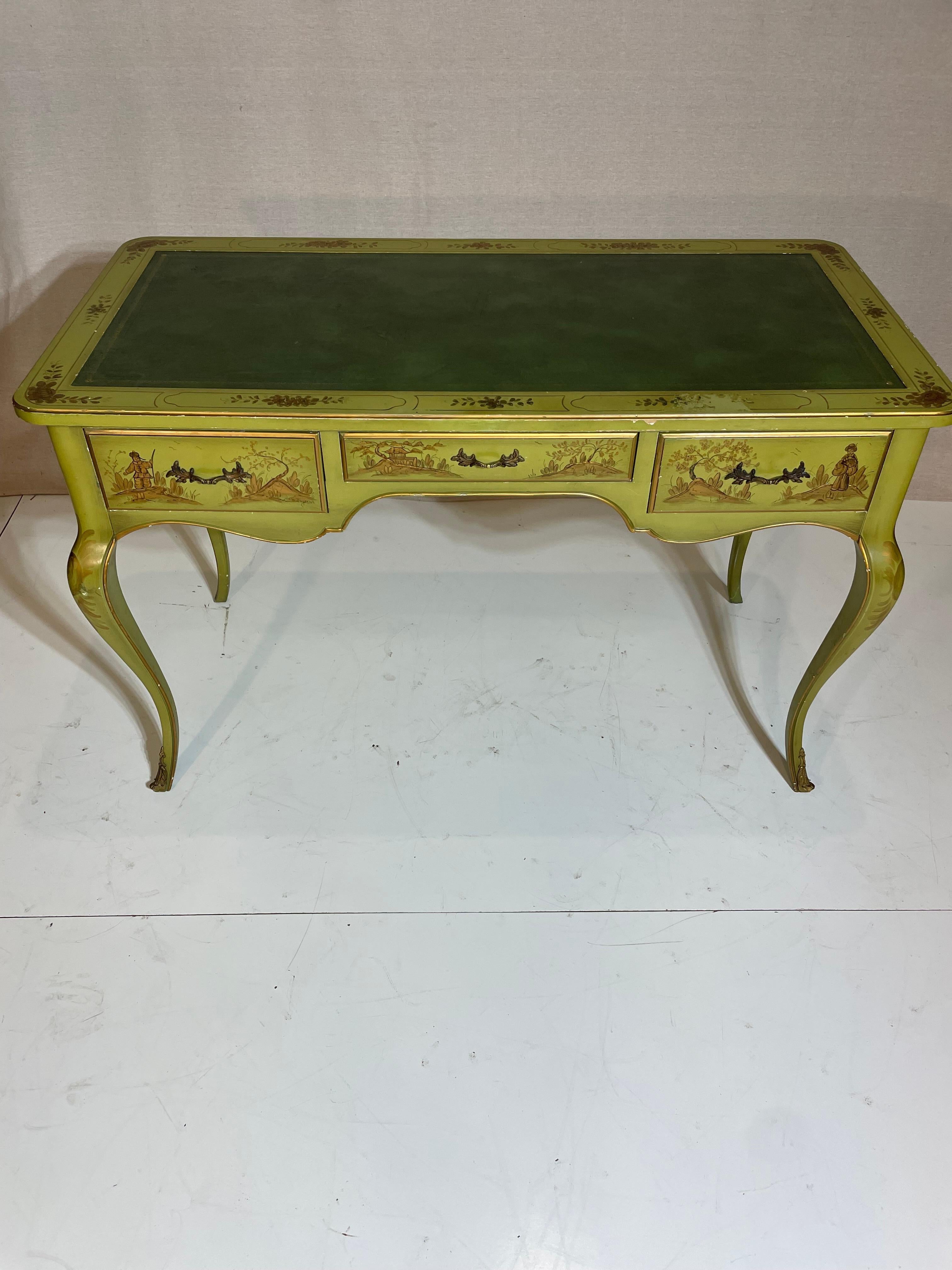 Bureau peint de style italien des années 1960 Bon état - En vente à Augusta, GA