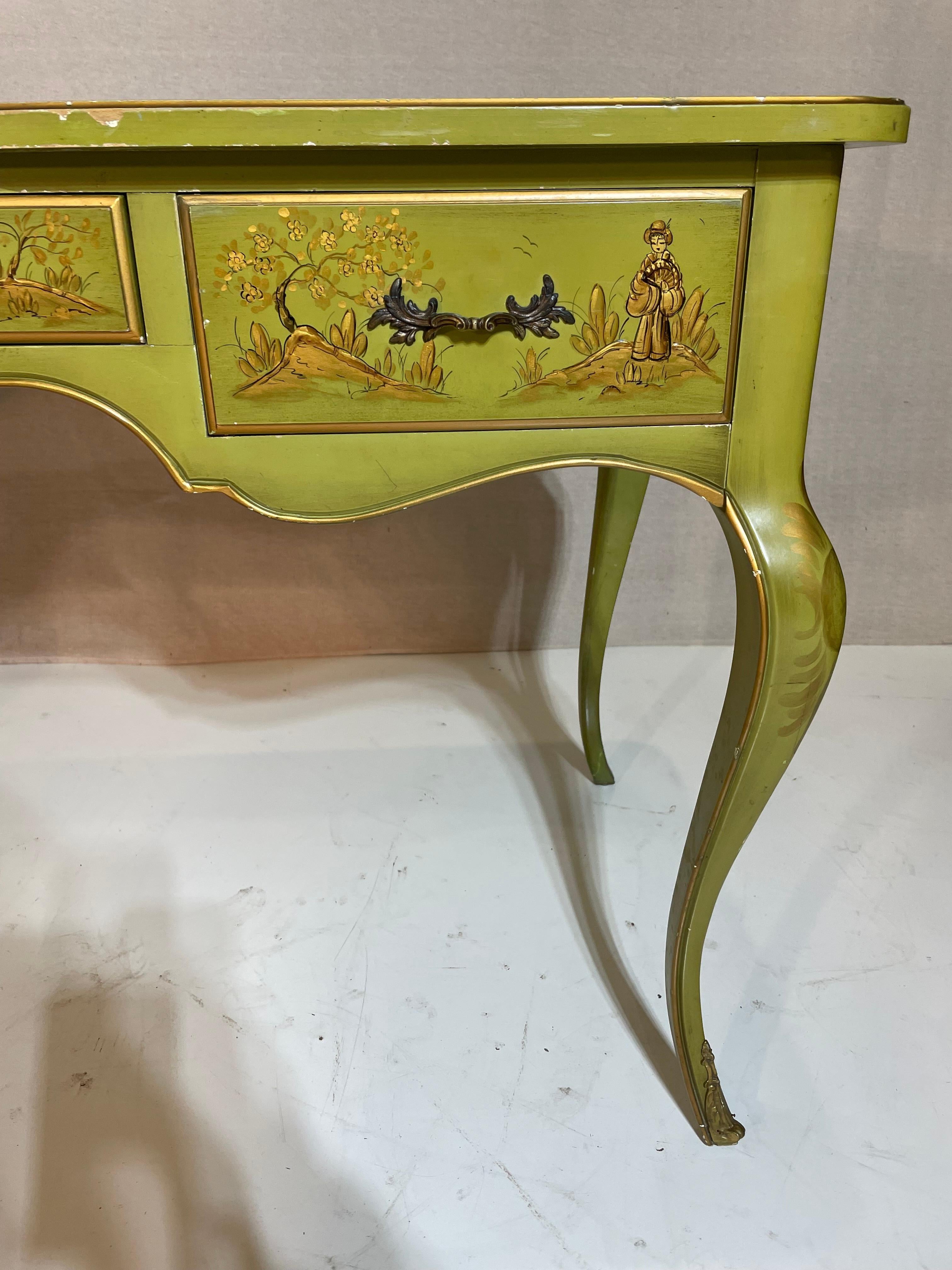 Bureau peint de style italien des années 1960 en vente 1